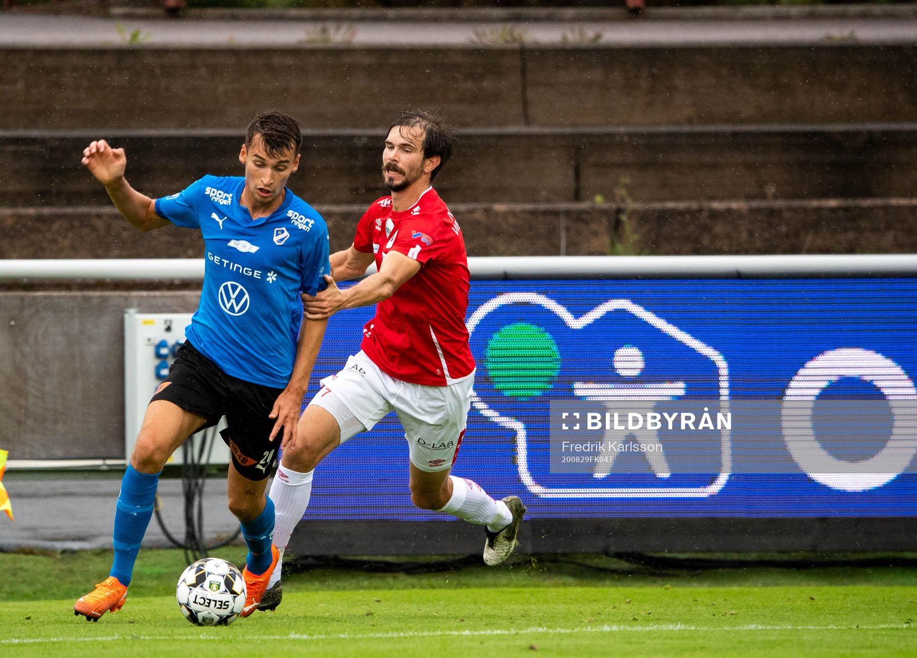 Halmstads Viktor Ljung och Degerfors Sebastian Olsson