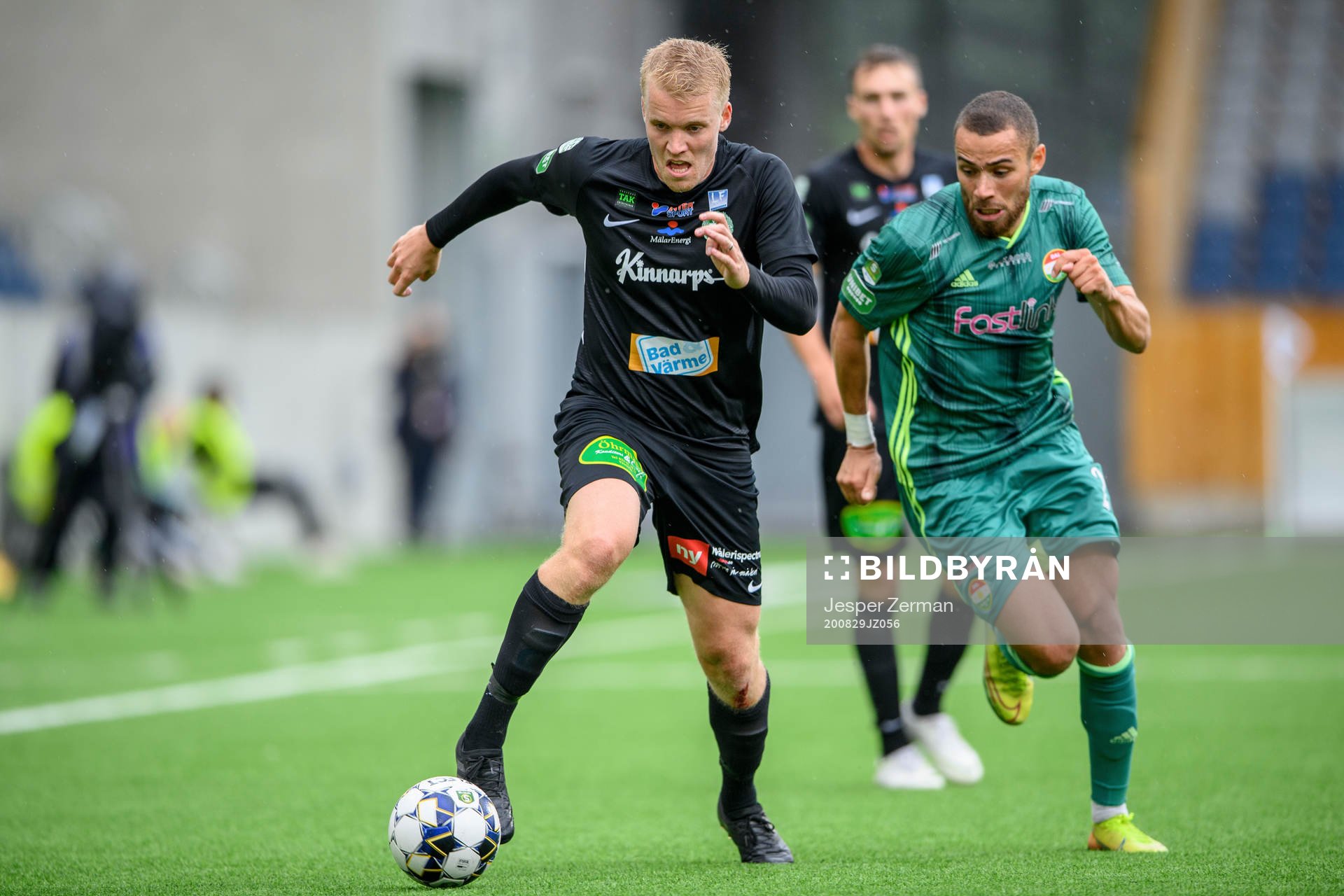 Västerås Simon Johansson och Dalkurds Malkolm Moenza