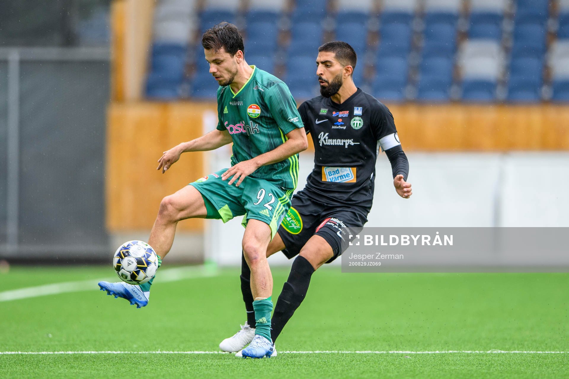 Dalkurds Liridon Selmani och Västerås Sean Sabetkar