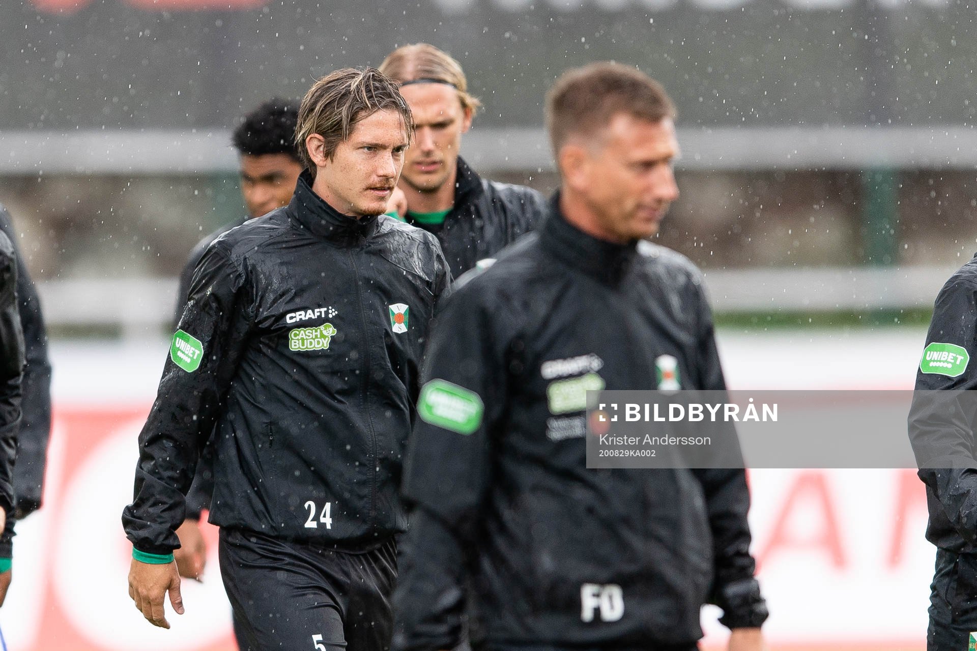 Varbergs Robin Book före fotbollsmatchen i Allsvenskan
