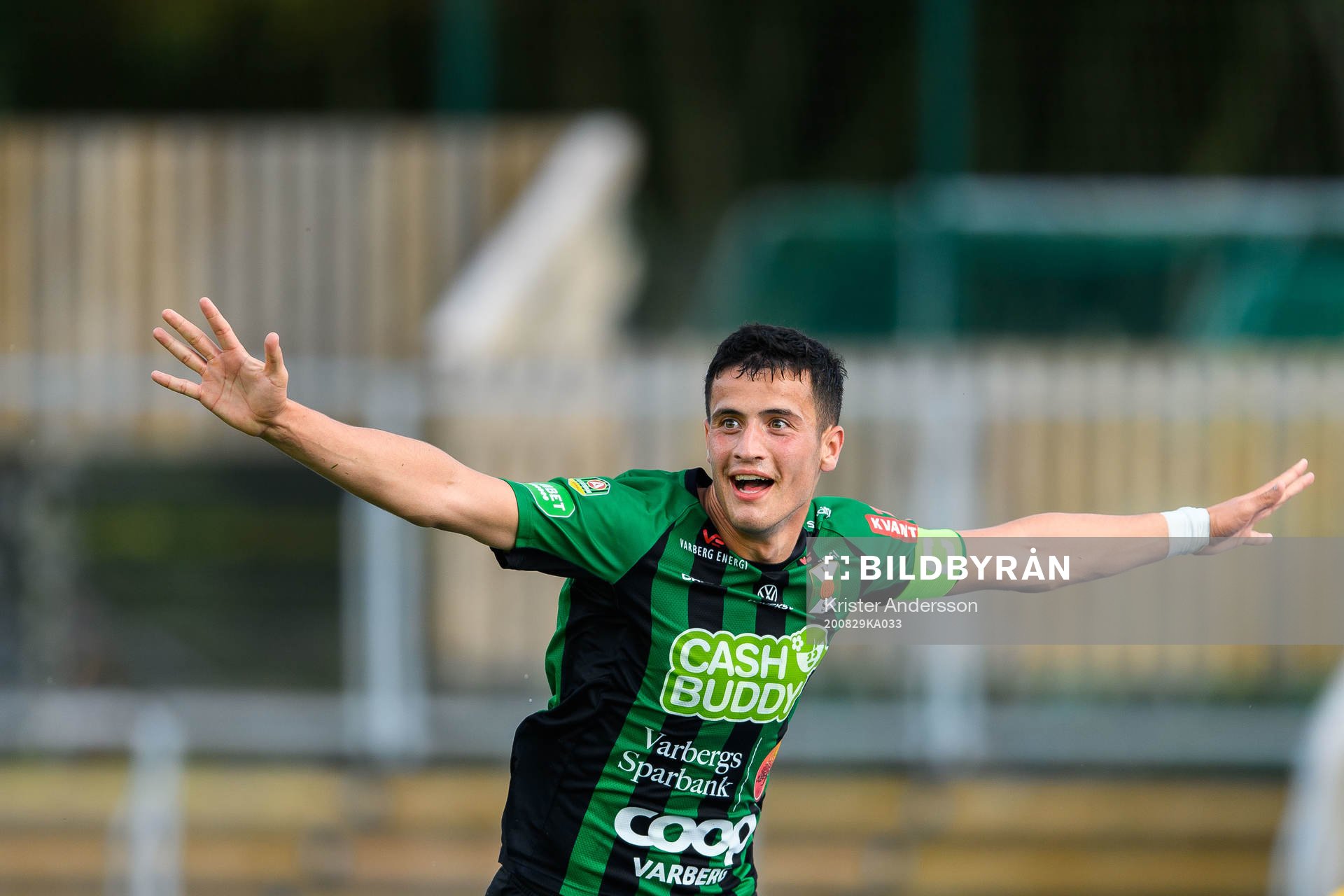 Varbergs Astrit Selmani jublar