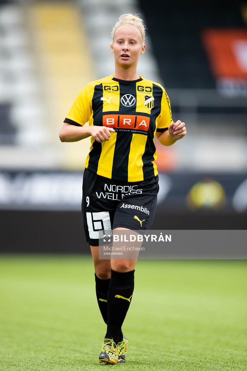 Häckens Linnea Tibatt