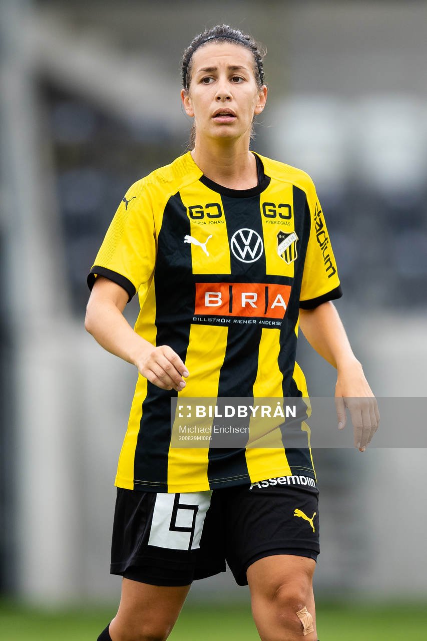 Häckens Caroline Olsson