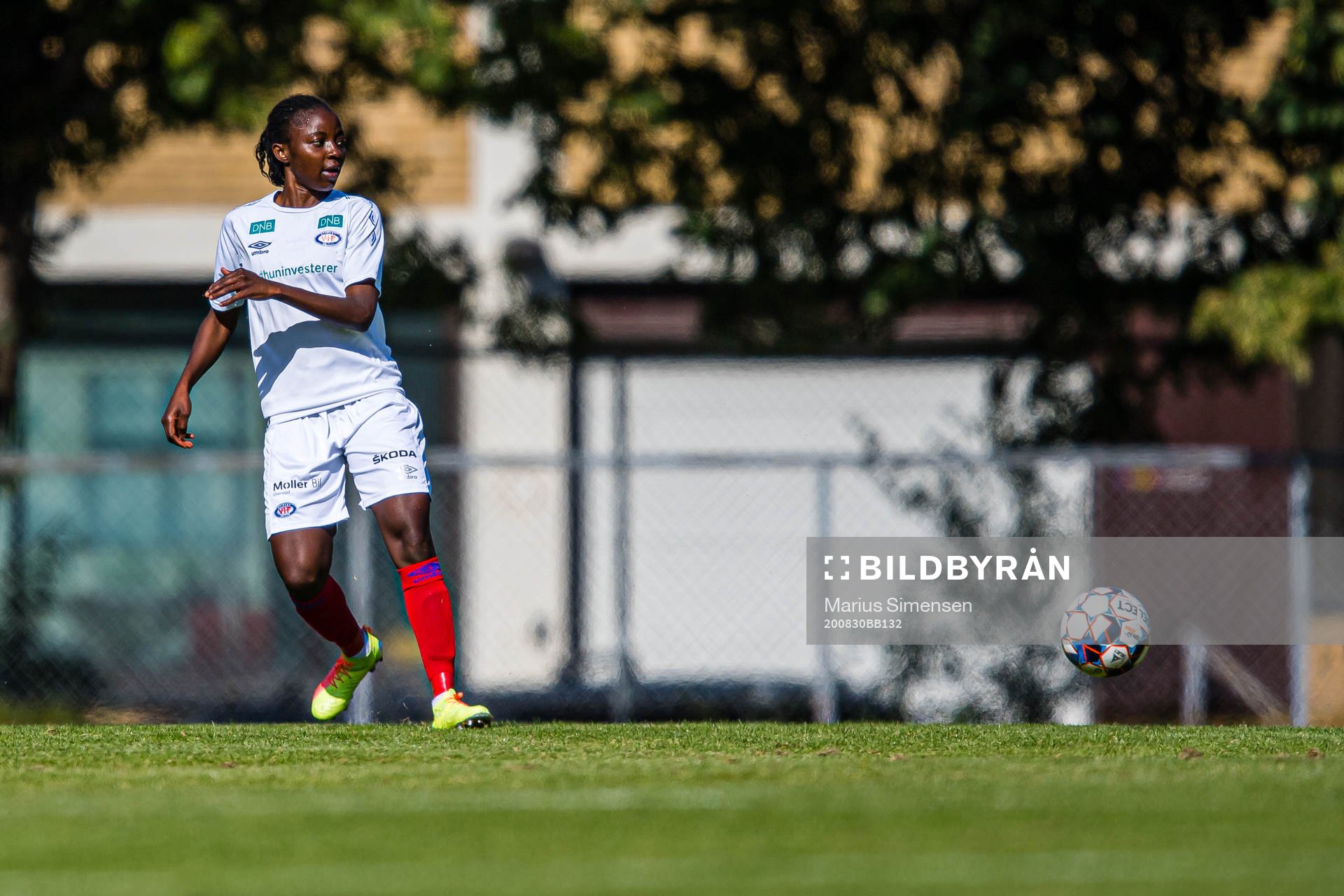 Ajara Nchout Njoya of Vålerenga
