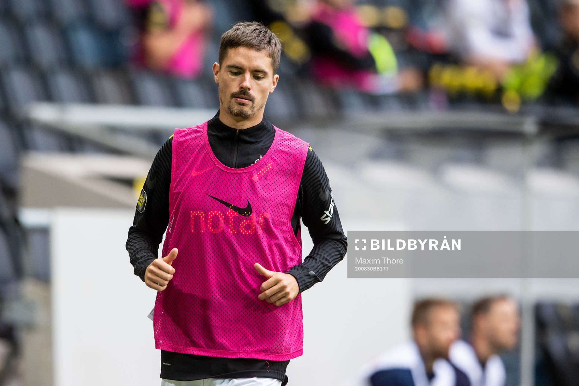 s Mikael Lustig
