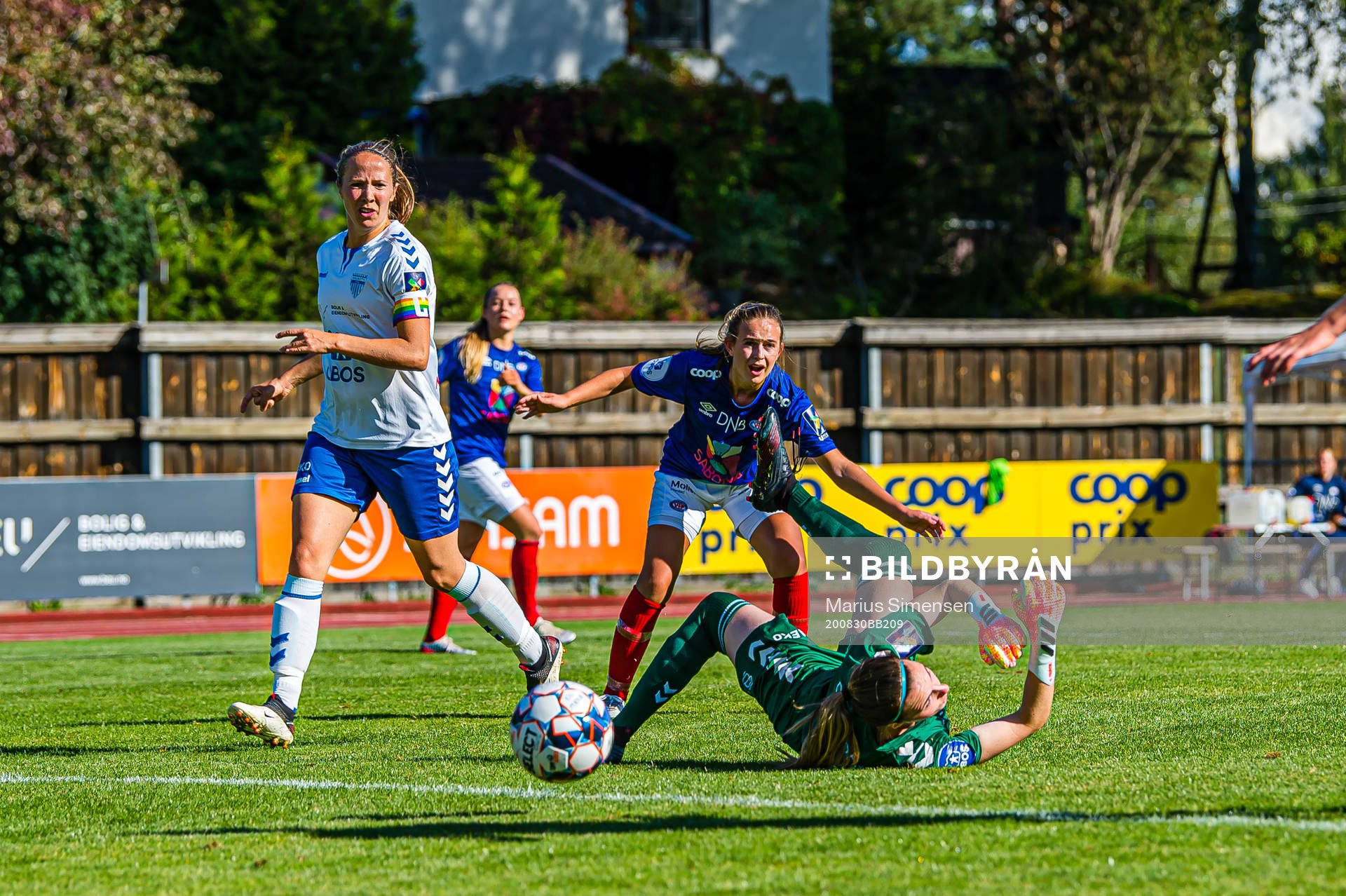 Maja Maria Staubo Nordahl of Kolbotn , Tine Celine England