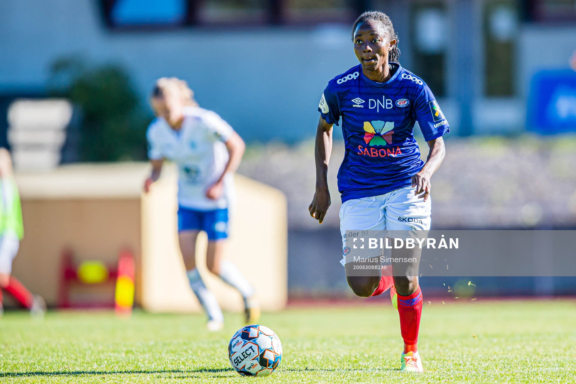 Ajara Nchout Njoya of Vålerenga