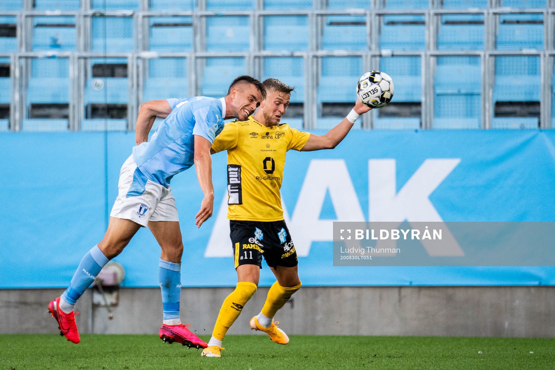 Malmö FFs Jonas Knudsen och Elfsborgs Jesper Karlsson