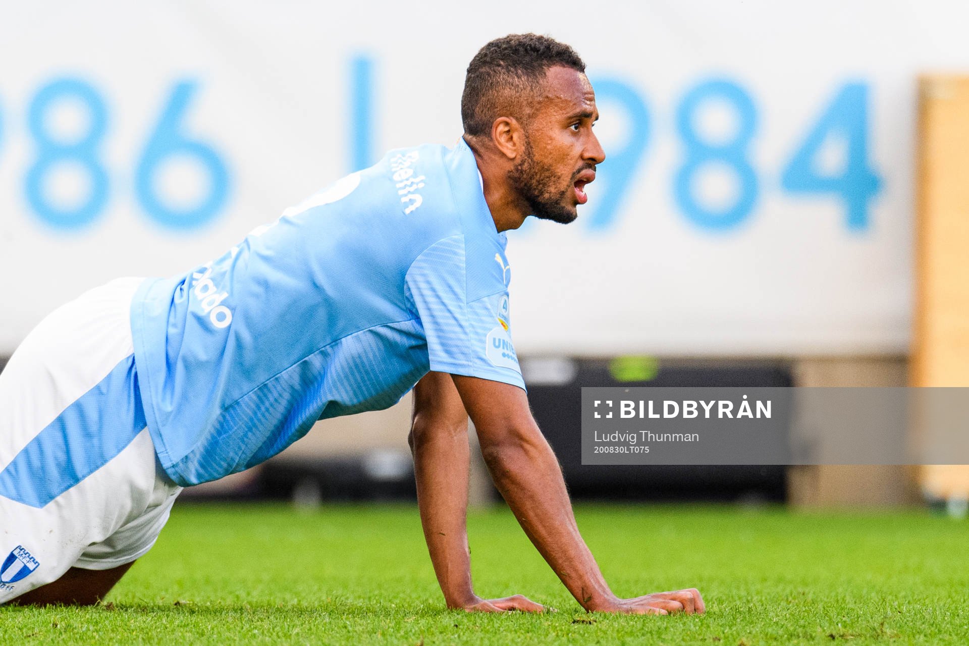 Malmö FFs Isaac Kiese Thelin deppar