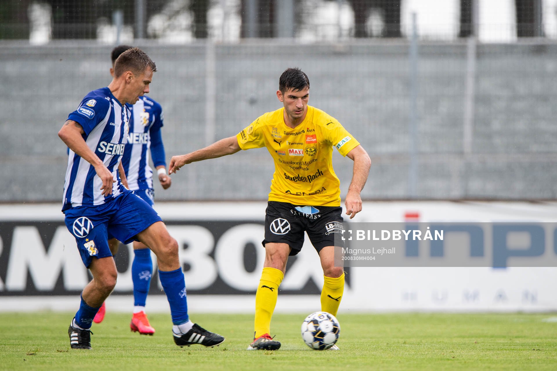 IFK Göteborgs Pontus Wernbloom och Mjällbys Besard Sabovic