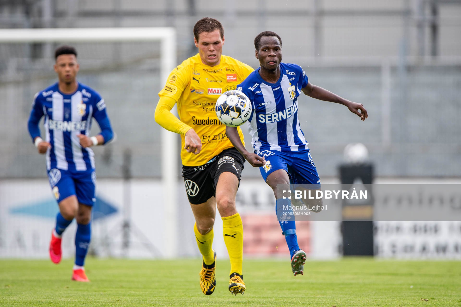IFK Göteborgs Alhassan Yusuf Abdullahi och Mjällbys Jacob
