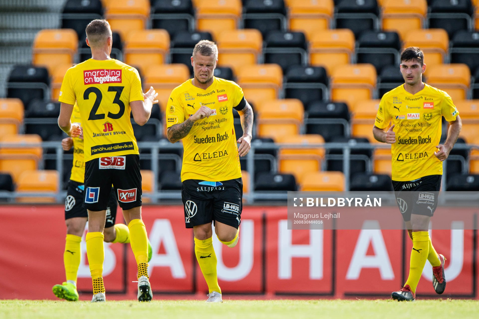 Mjällbys David Löfquist jublar