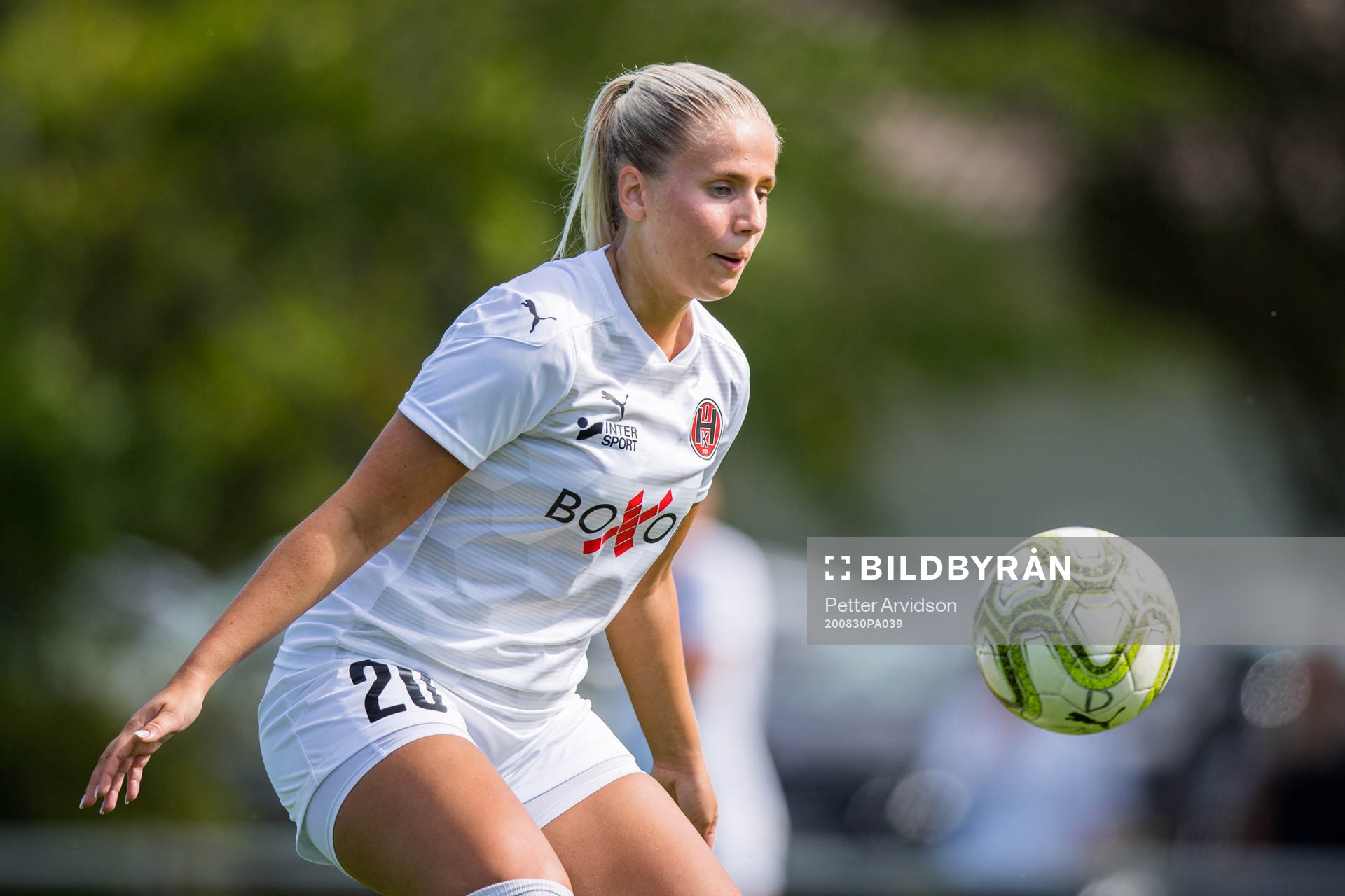 Hittarps Hanna Hallström under fotbollsmatchen i Division 1 södra mellan Hittarp och Eskilsminne den 30 augusti 2020 i Hittarp.