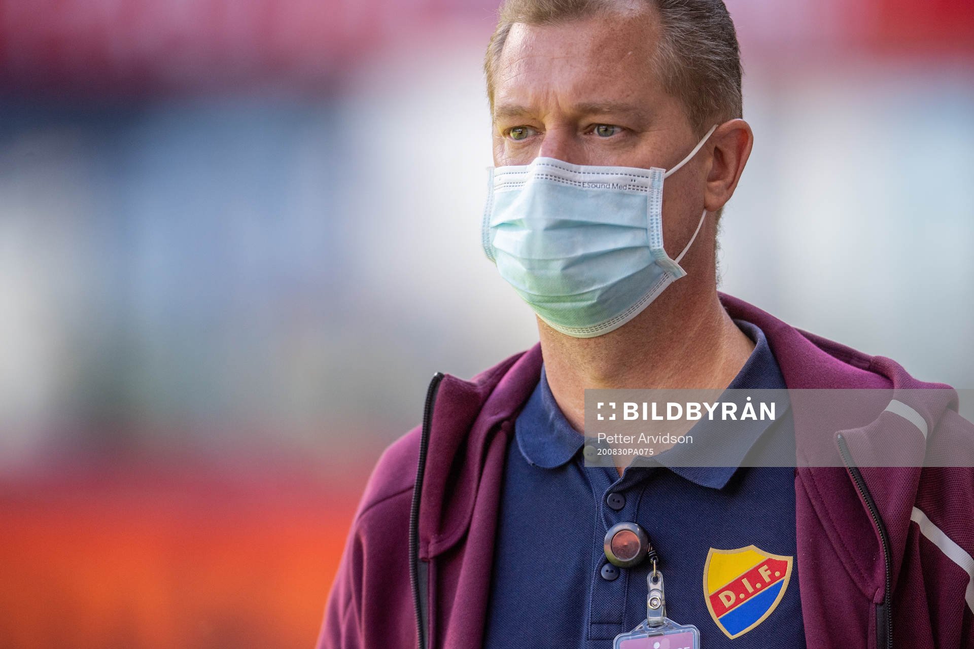 Djurgårdens Mats Jonsson med ansiktsmask