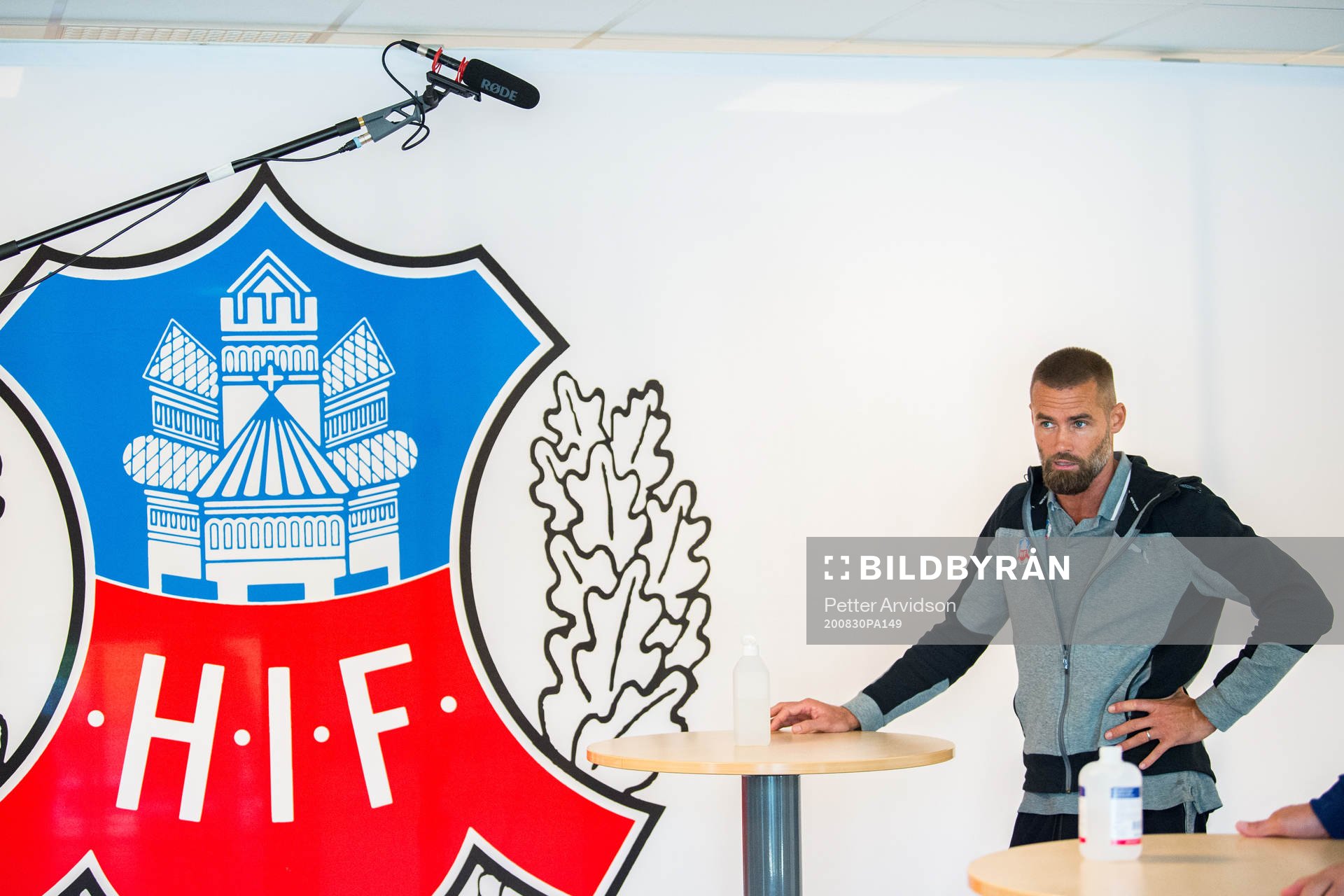 Helsingborgs tränare Olof Mellberg på presskonferensen