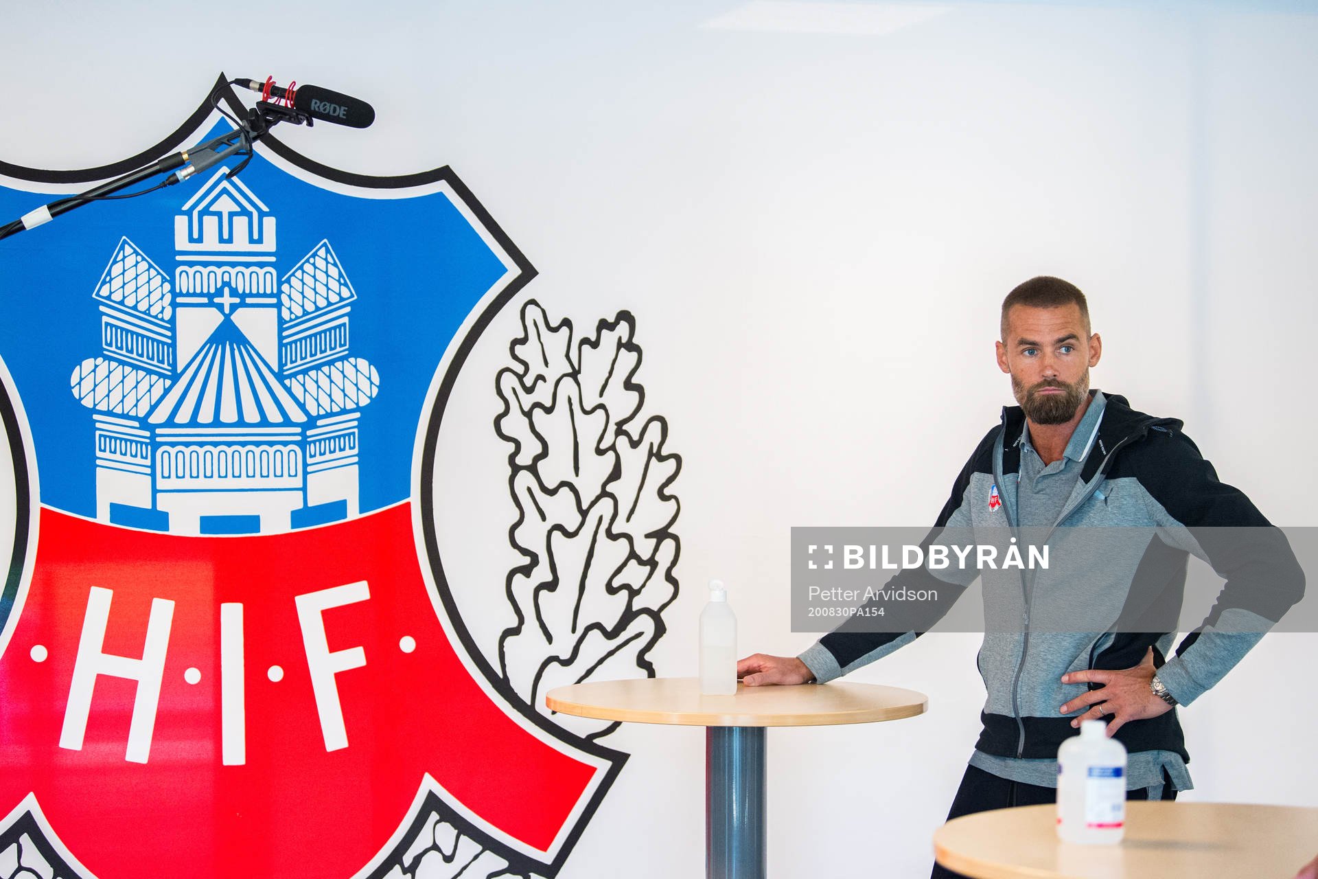 Helsingborgs tränare Olof Mellberg på presskonferensen