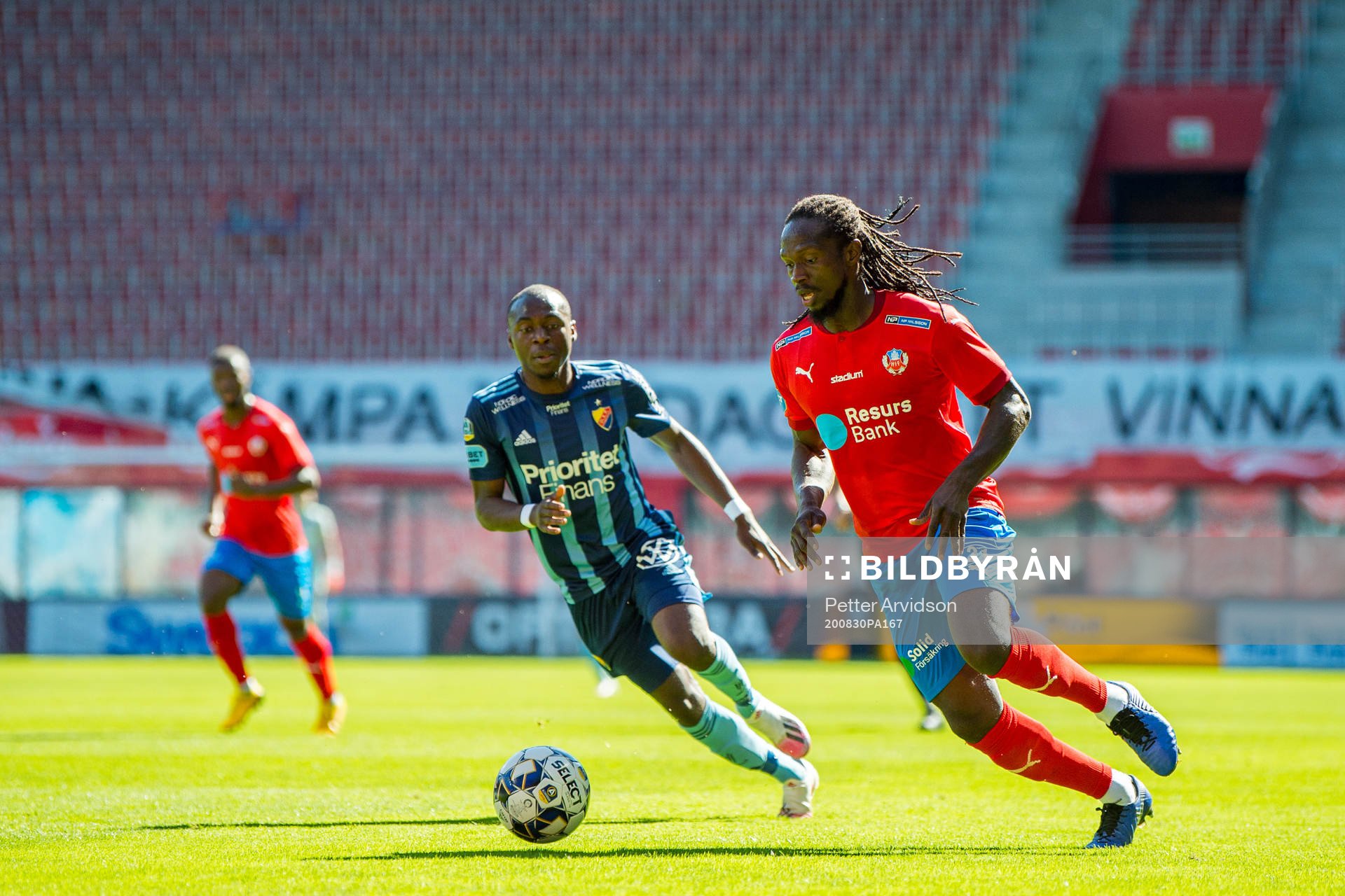 Helsingborgs Kebba Ceesay och Djurgårdens Edward Chilufya