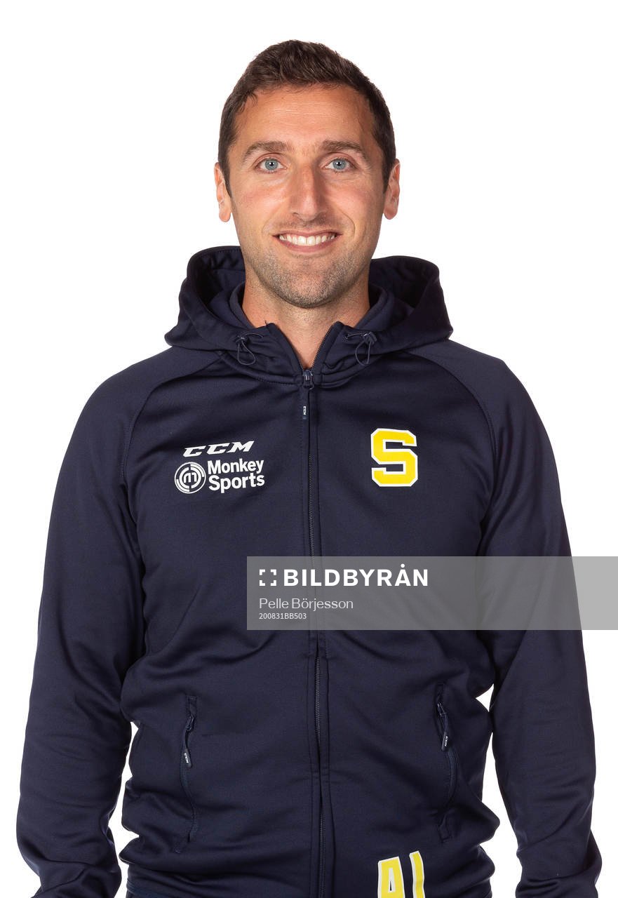 Södertäljes fysio Adam Isik