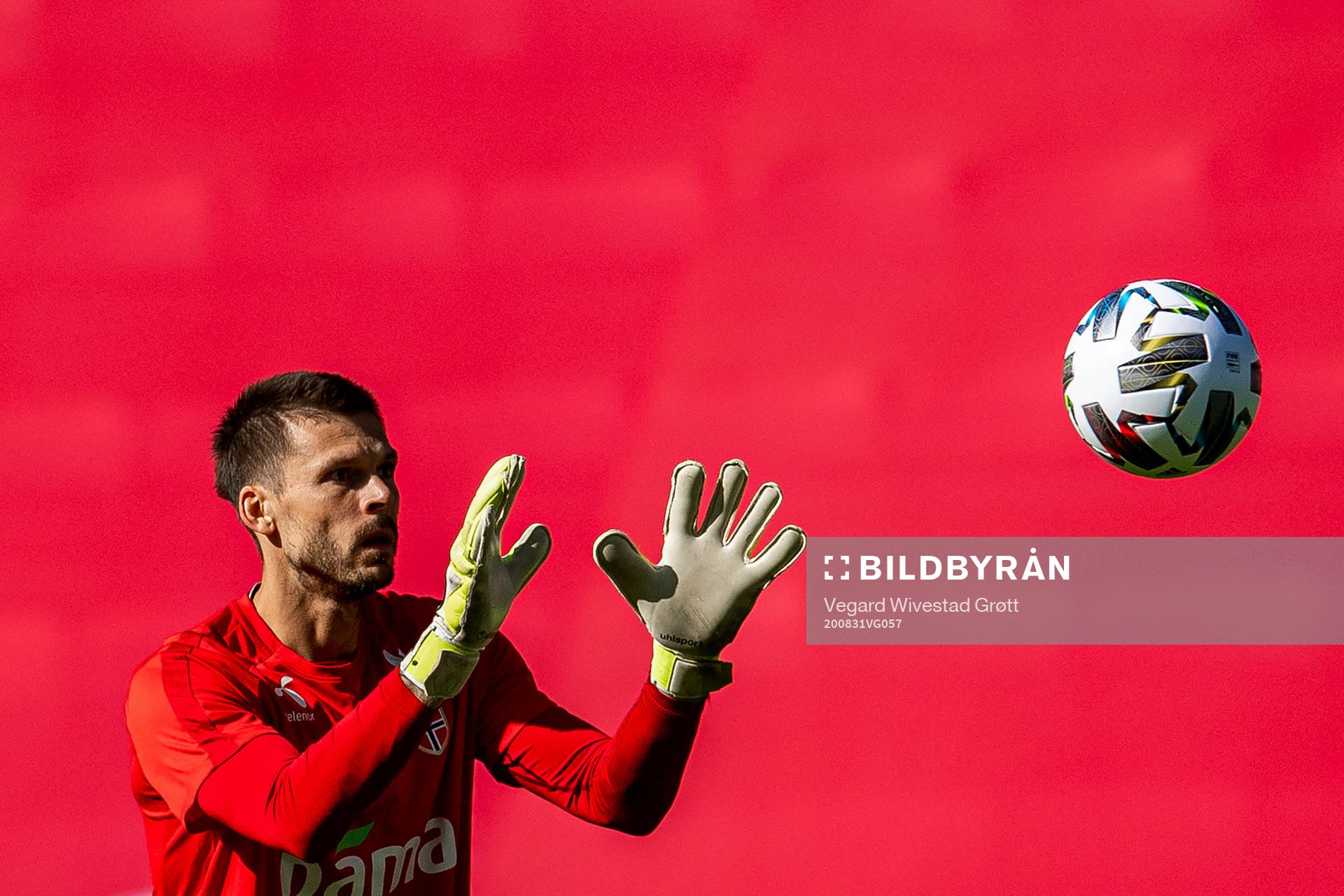 Goalkeeper Rune Almenning Jarstein of the Norwegian
