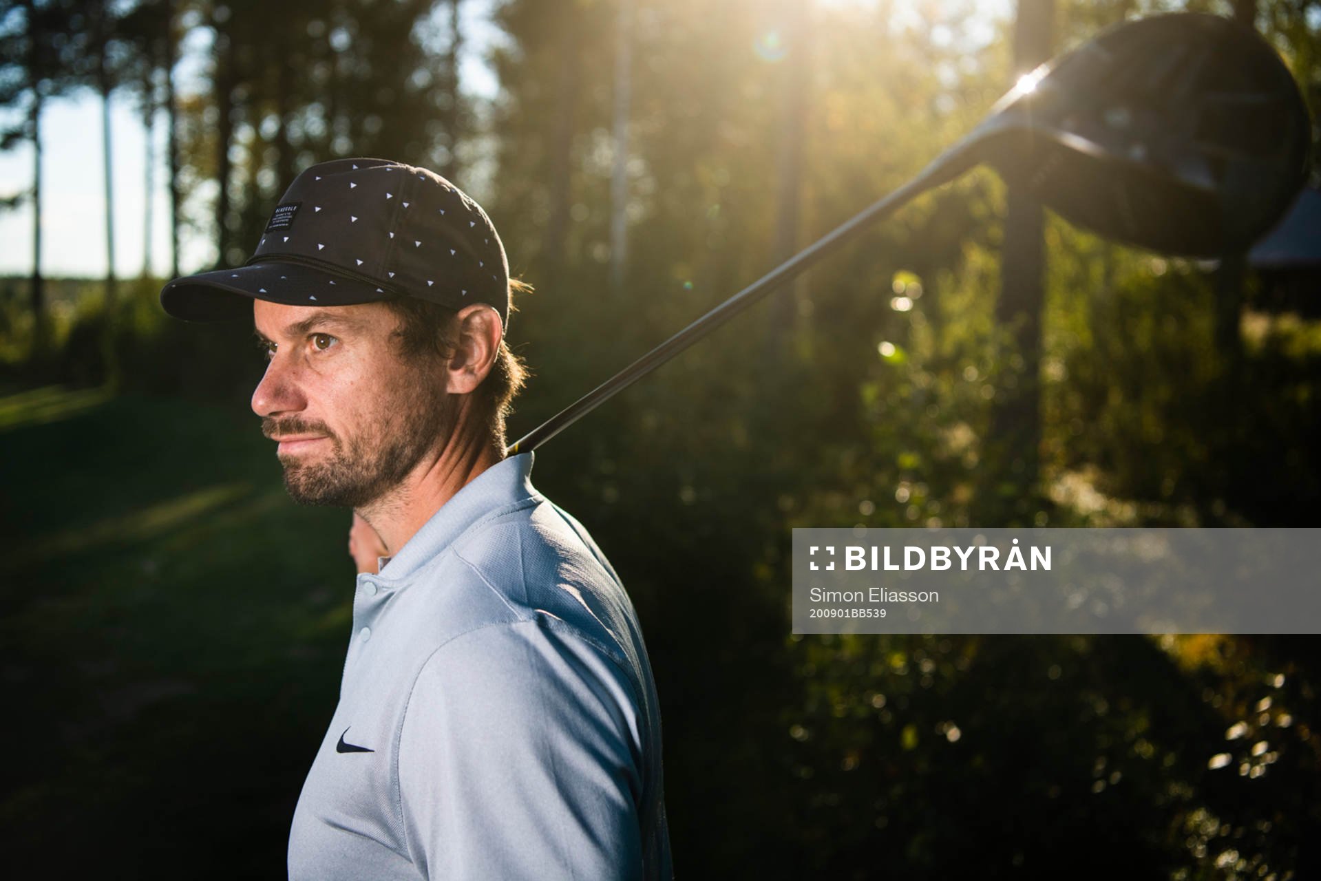 Luleås Niklas Olausson spelar golf