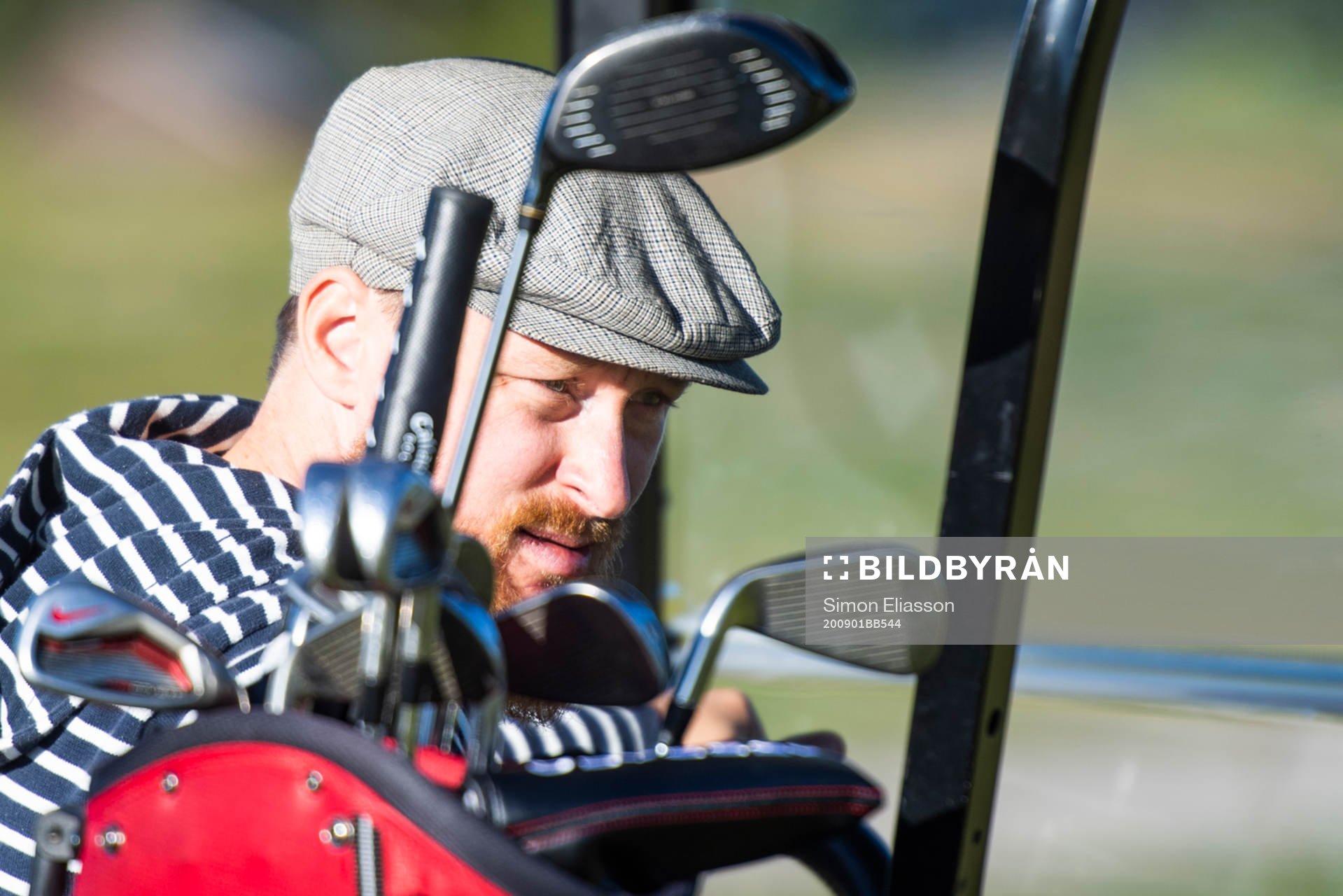 Luleås Linus Klasen spelar golf