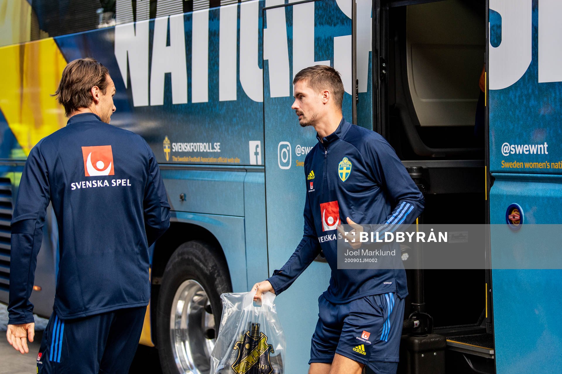 Albin Ekdal and Mikael Lustig of the Swedish national