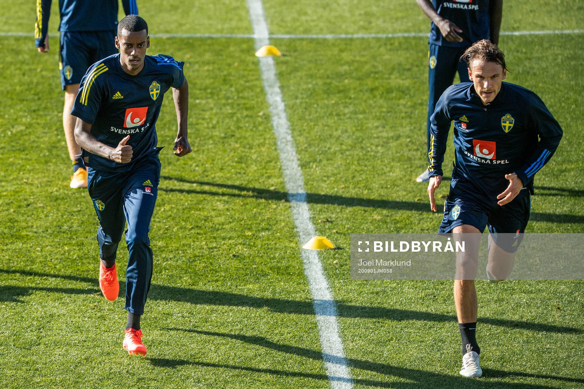 Alexander Isak and Albin Ekdal of the Swedish national