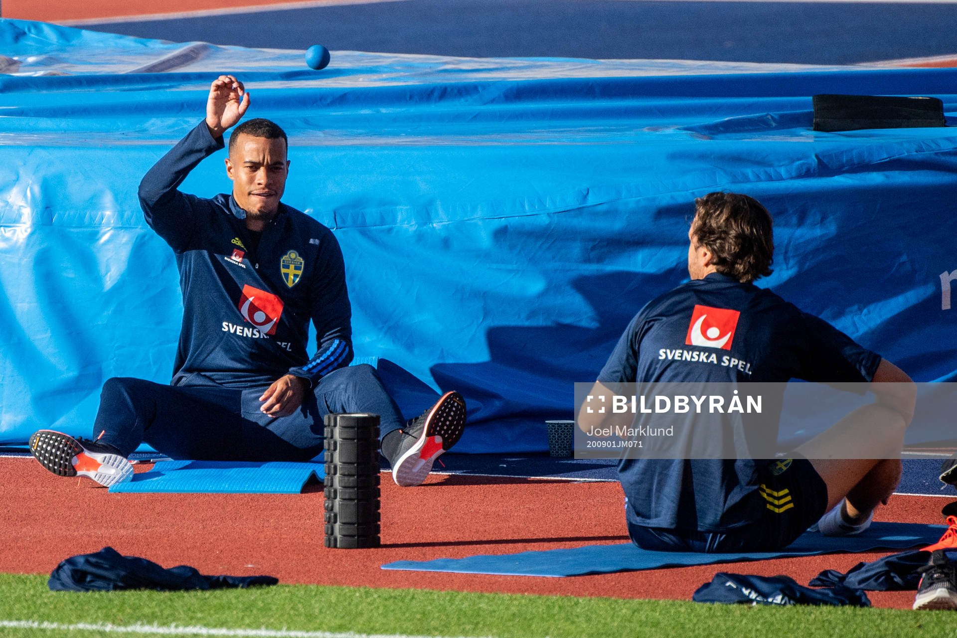 Robin Quaison and Gustav Svensson of the Swedish national