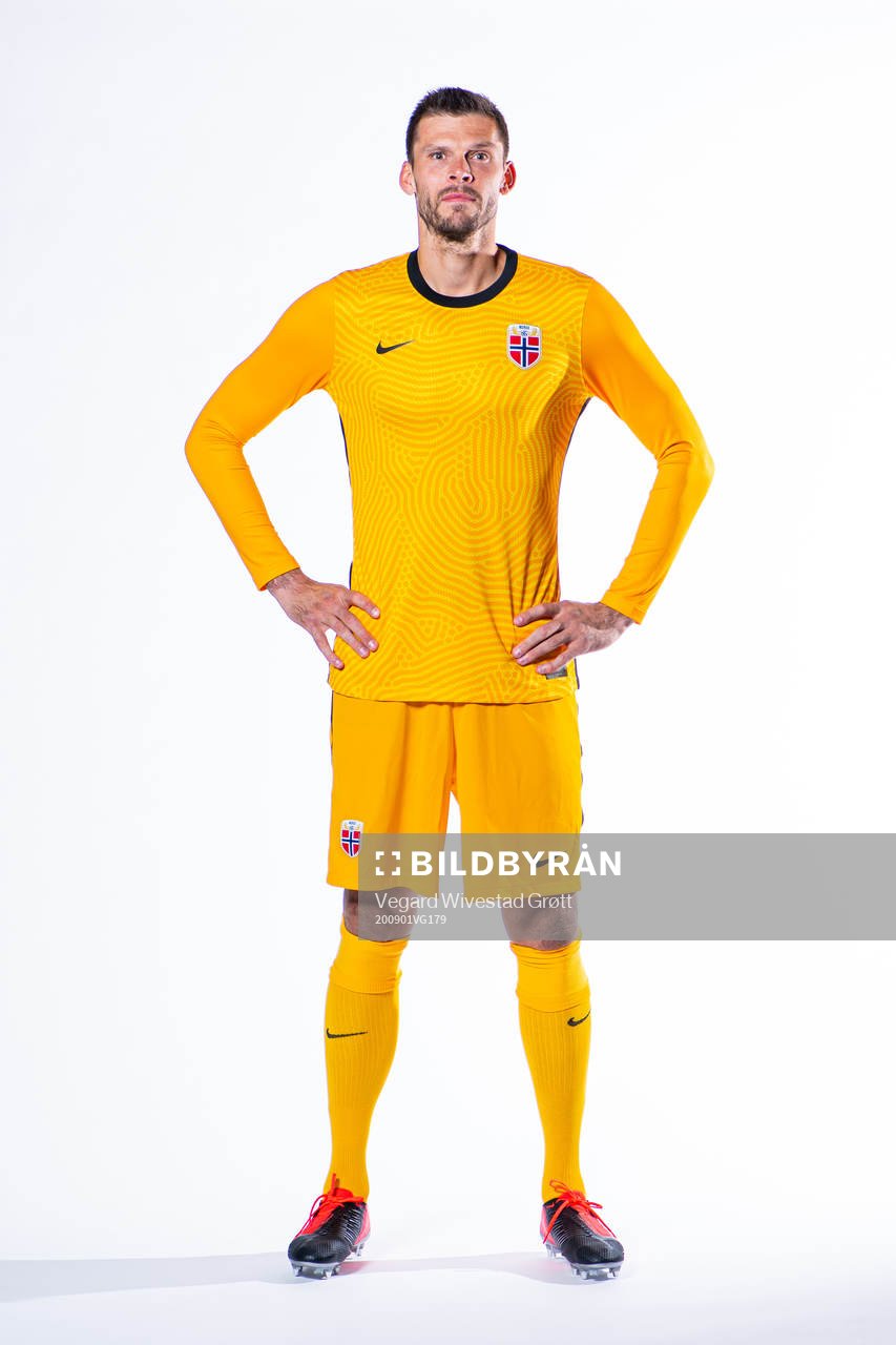 Goalkeeper Rune Almenning Jarstein of the Norwegian