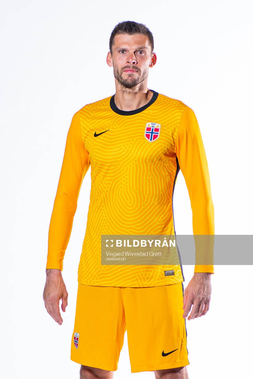Goalkeeper Rune Almenning Jarstein of the Norwegian