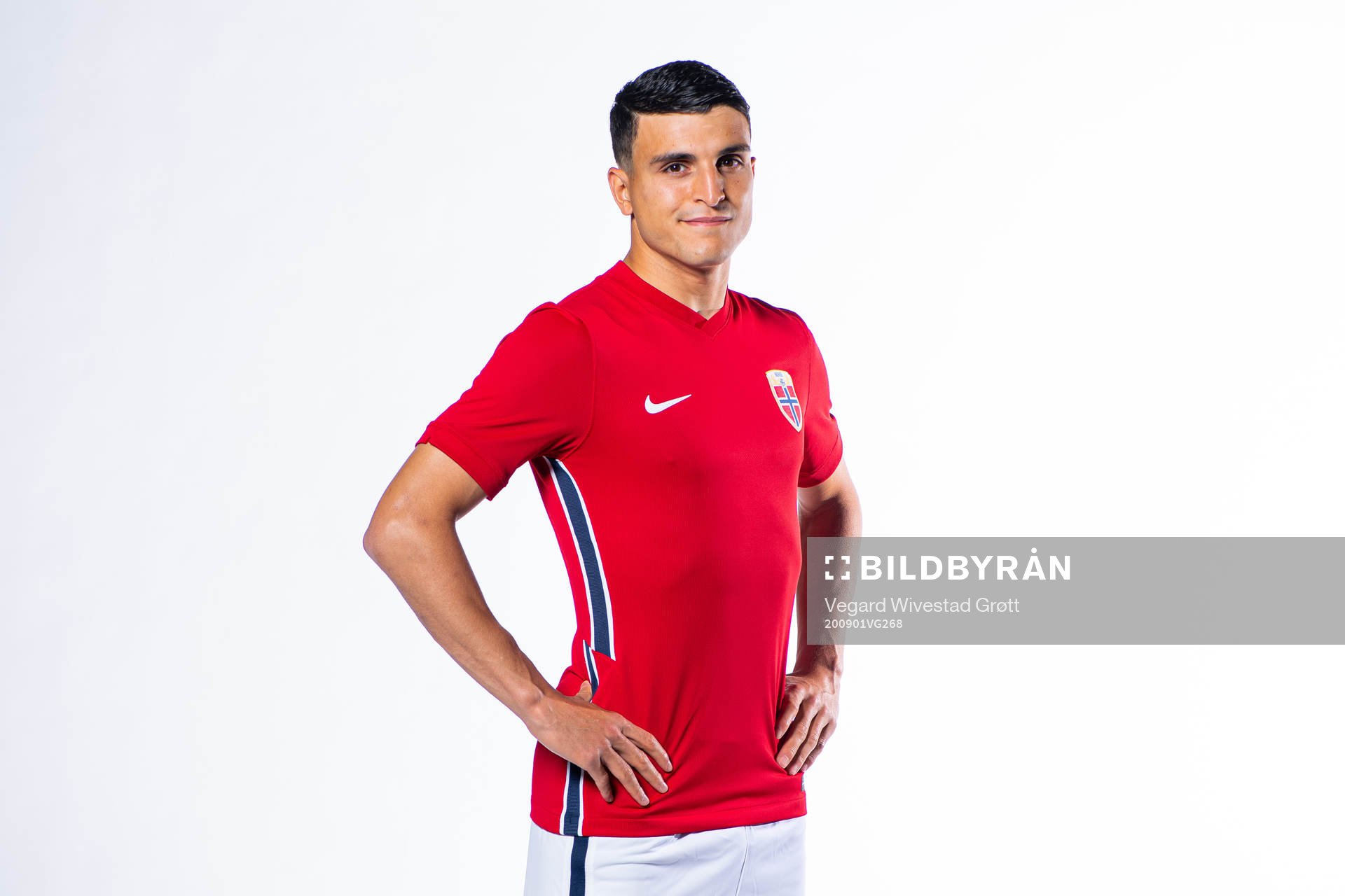 Mohamed «Moi» Elyounoussi of the Norwegian national
