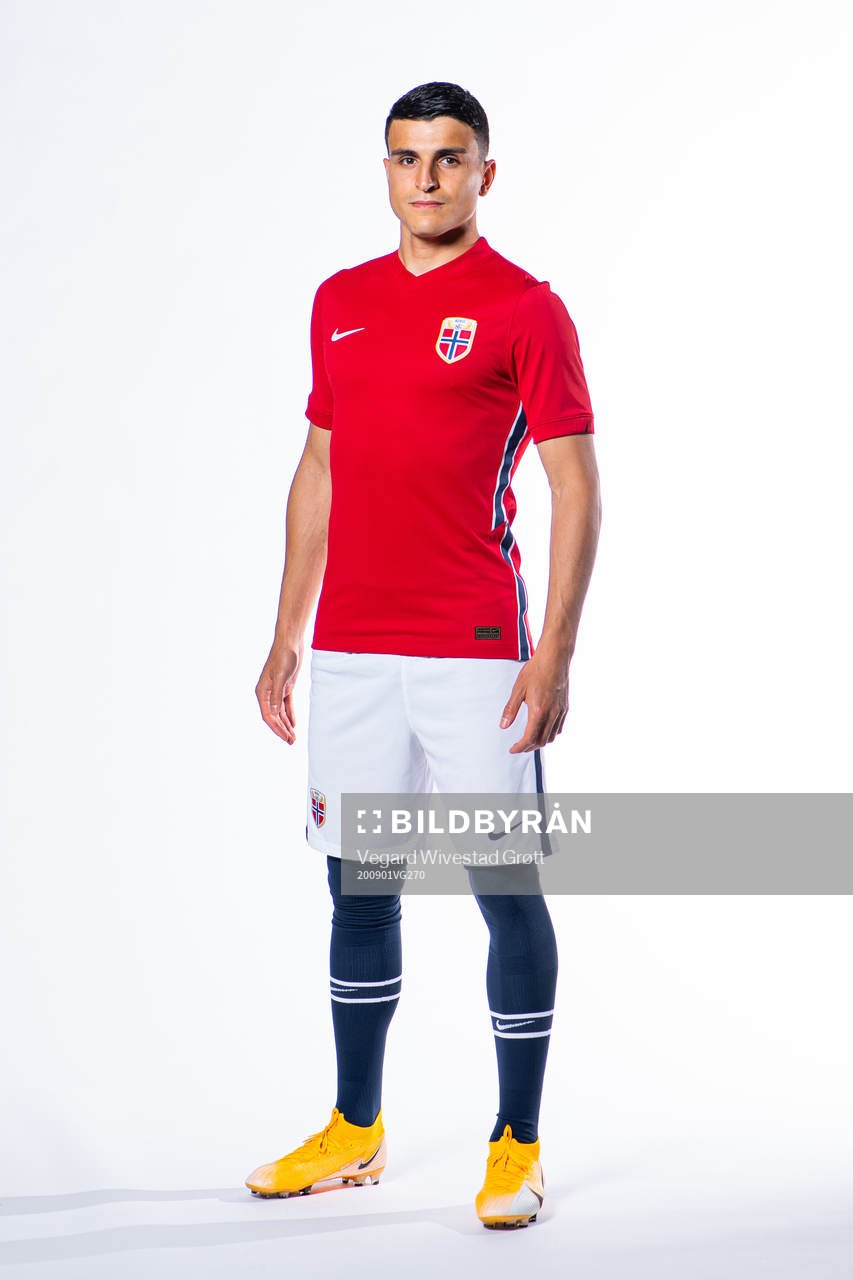 Mohamed «Moi» Elyounoussi of the Norwegian national