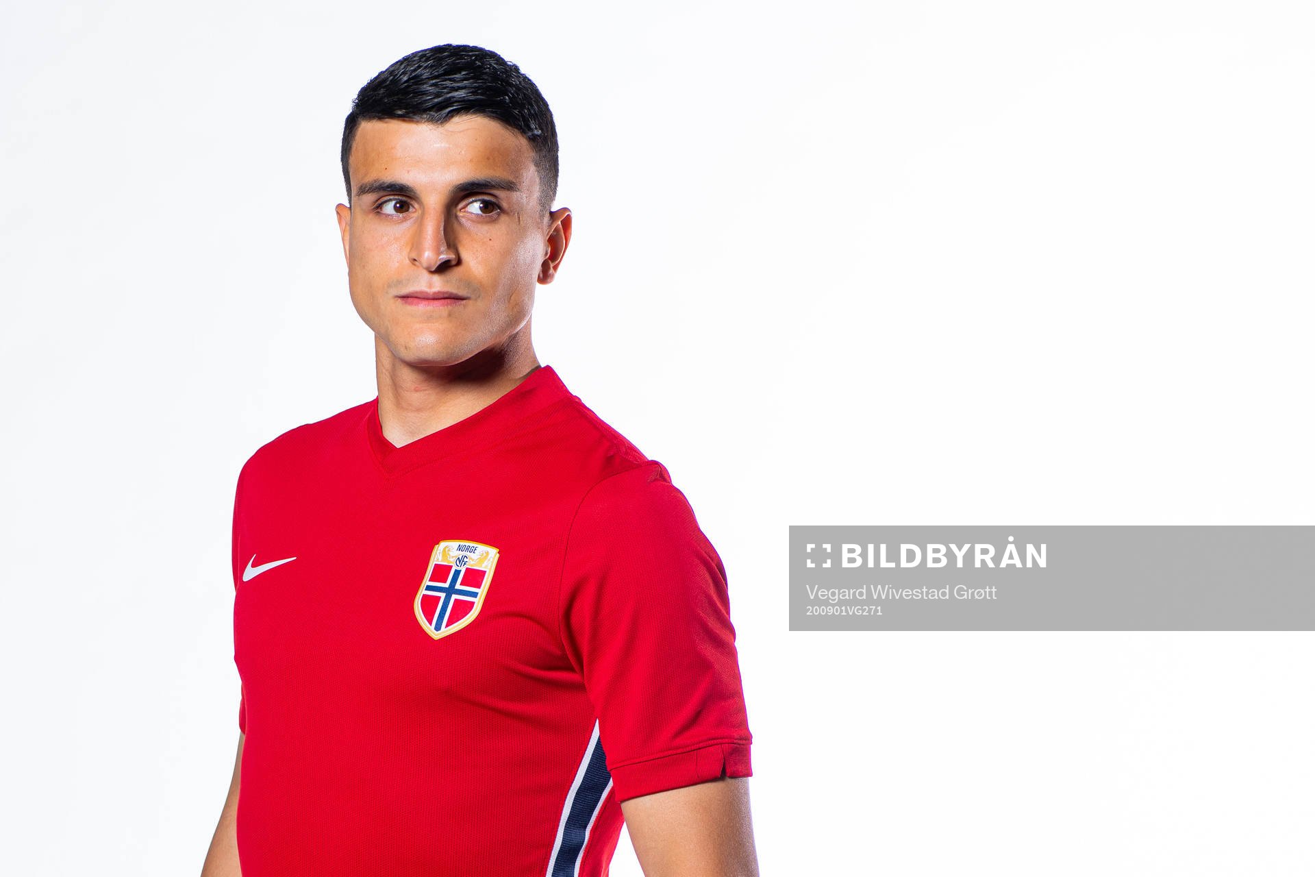Mohamed «Moi» Elyounoussi of the Norwegian national