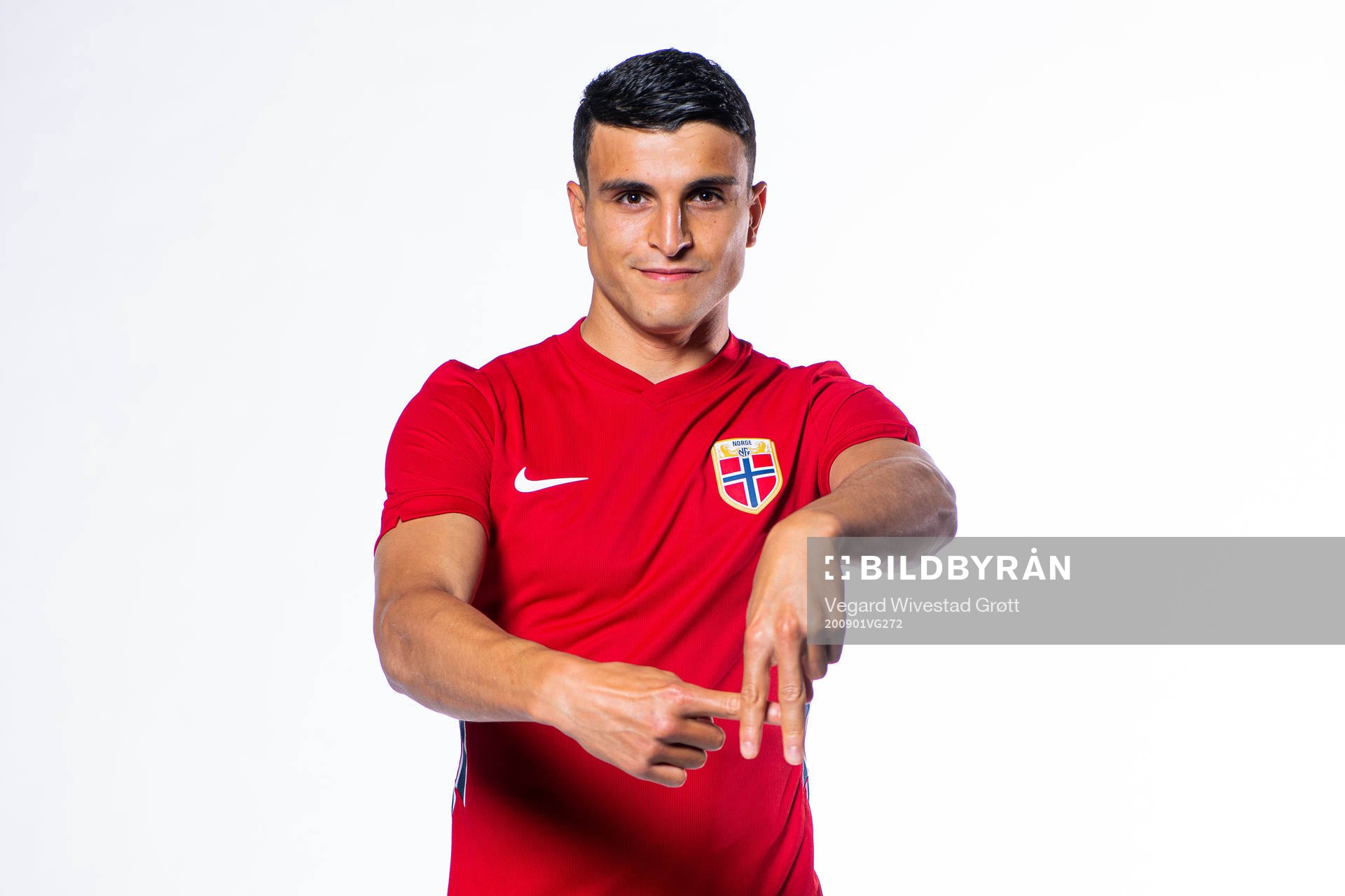 Mohamed «Moi» Elyounoussi of the Norwegian national