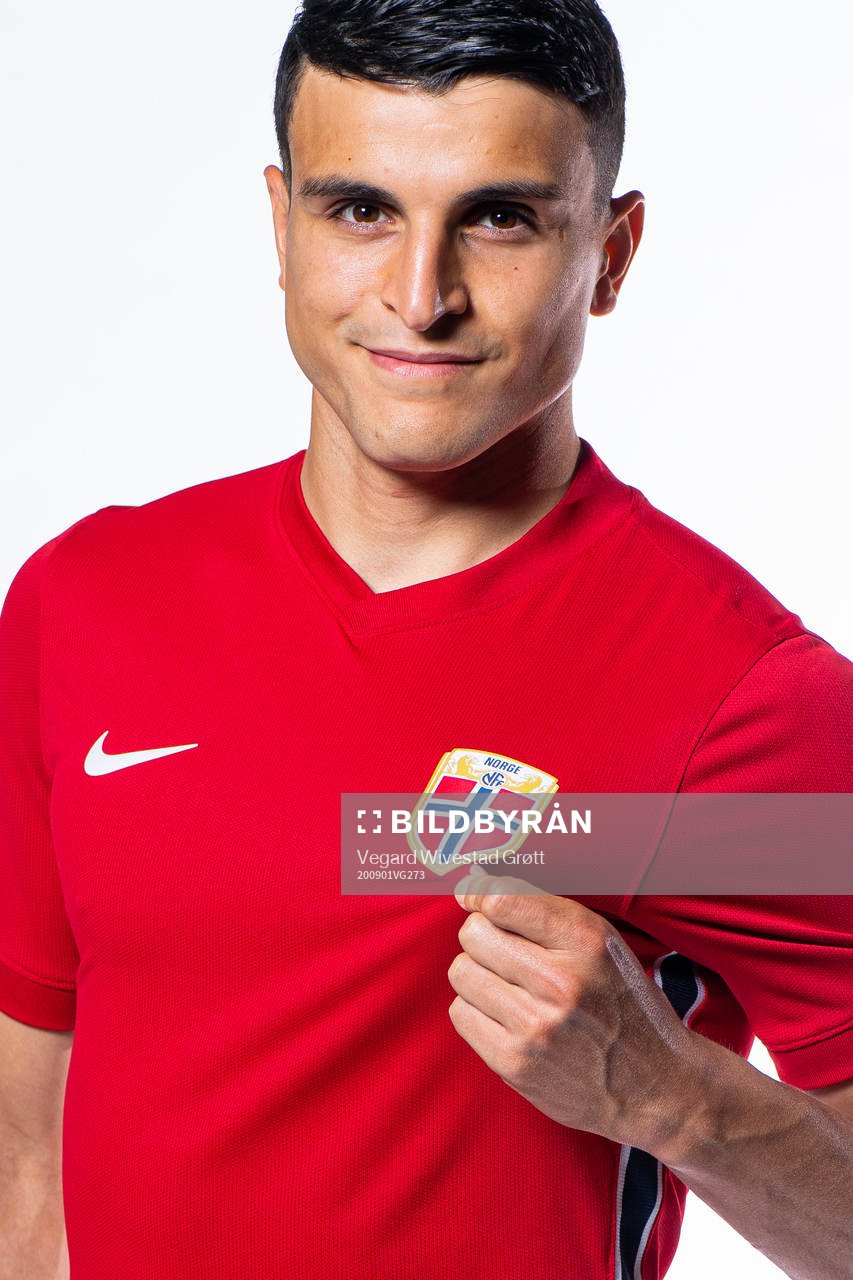 Mohamed «Moi» Elyounoussi of the Norwegian national