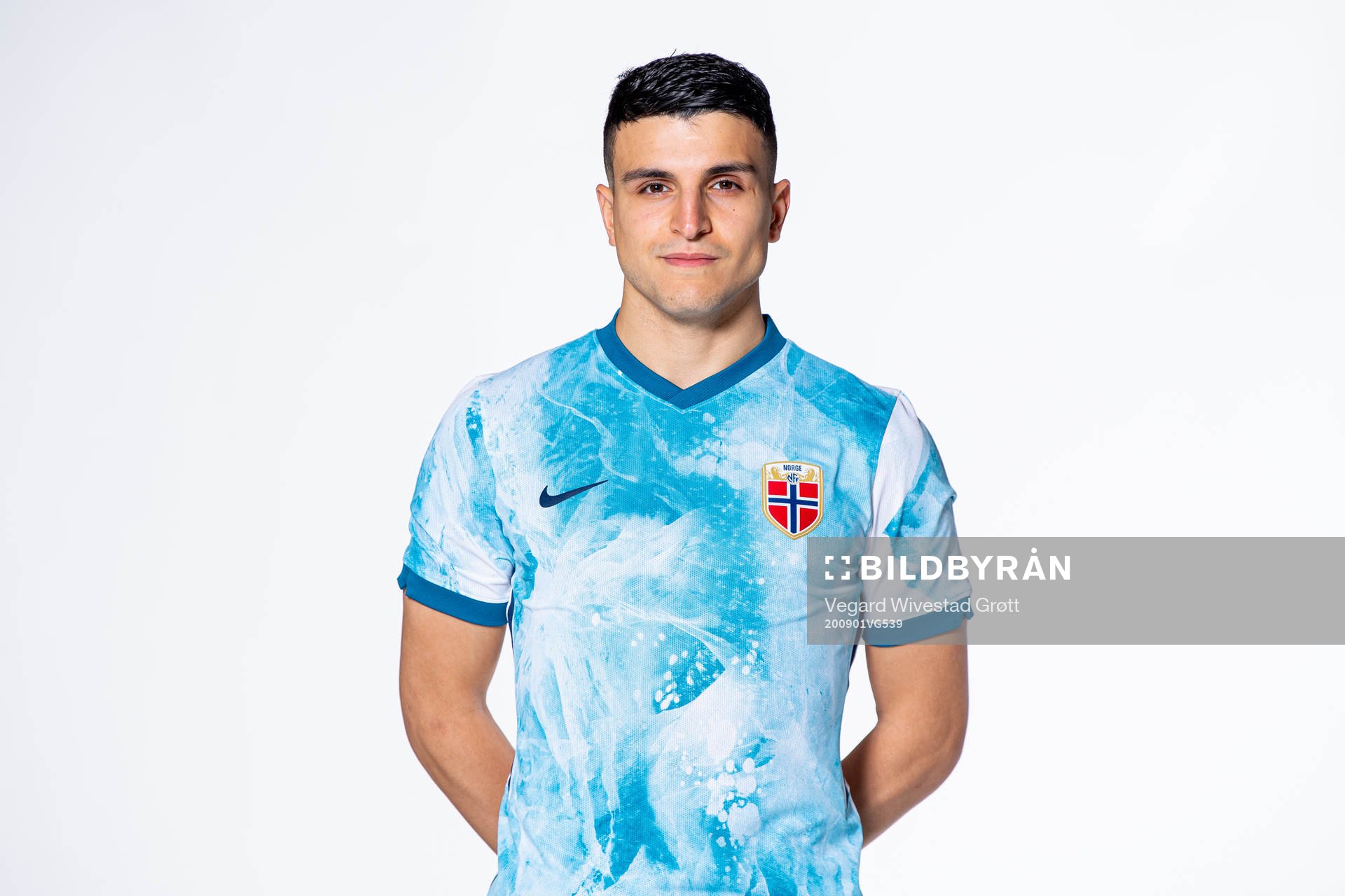 Mohamed Moi Elyounoussi of the Norwegian national