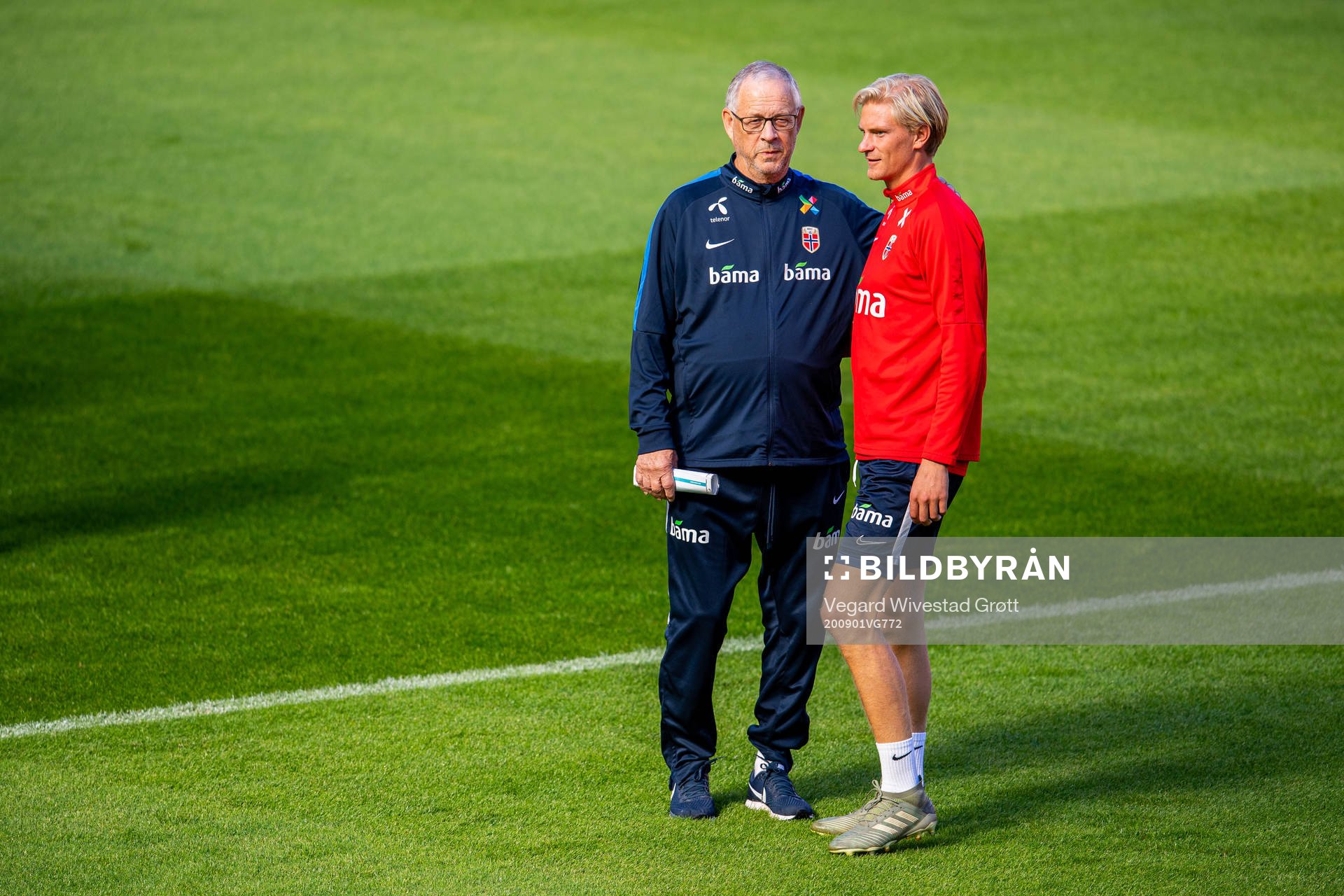Lars Lagerbäck, head coach of Norway, and Morten Thorsby