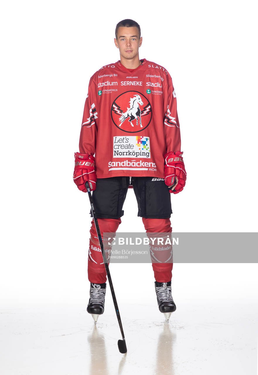 Vita Hästens Patrick Blomberg