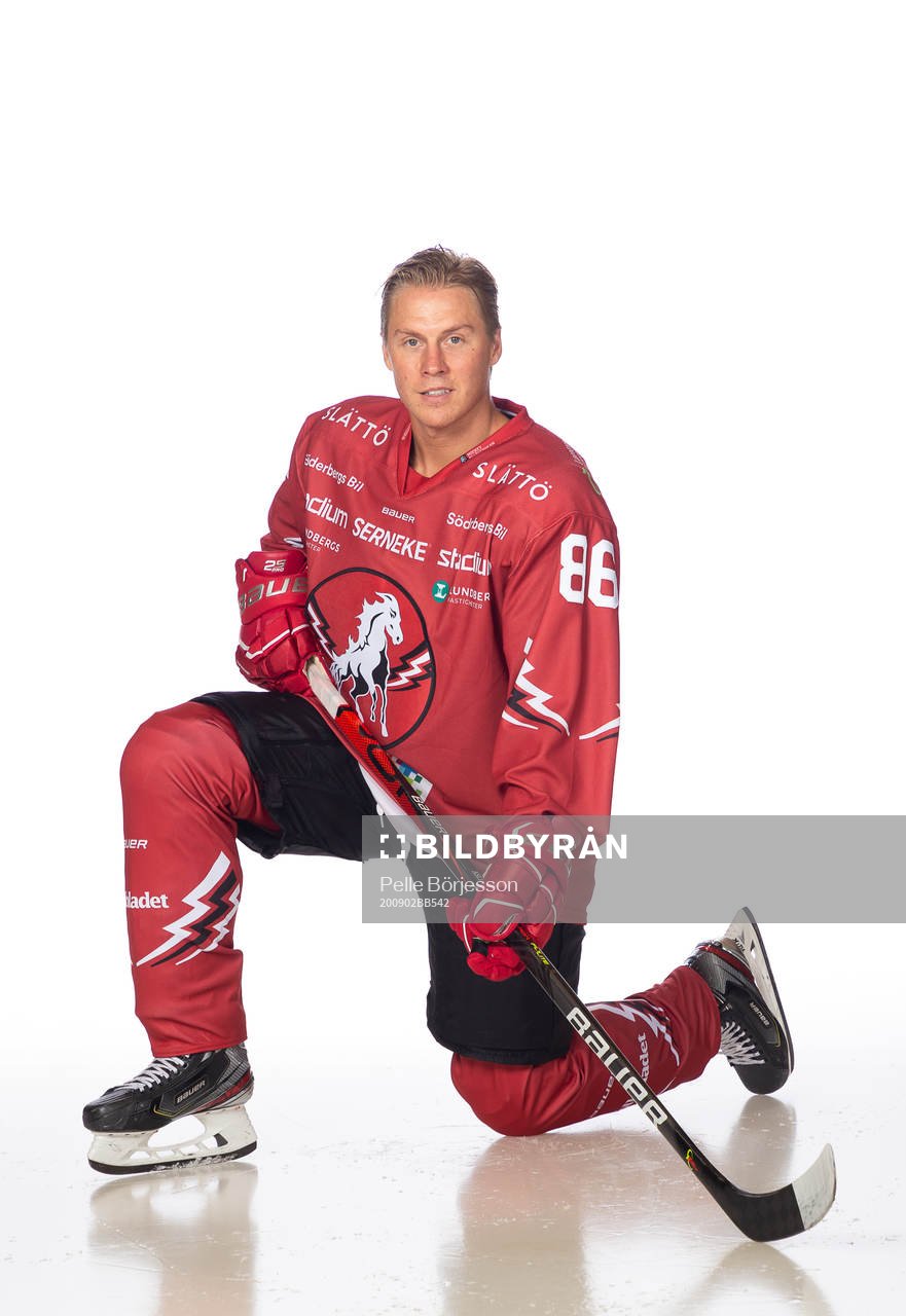 Vita Hästens David Åslin