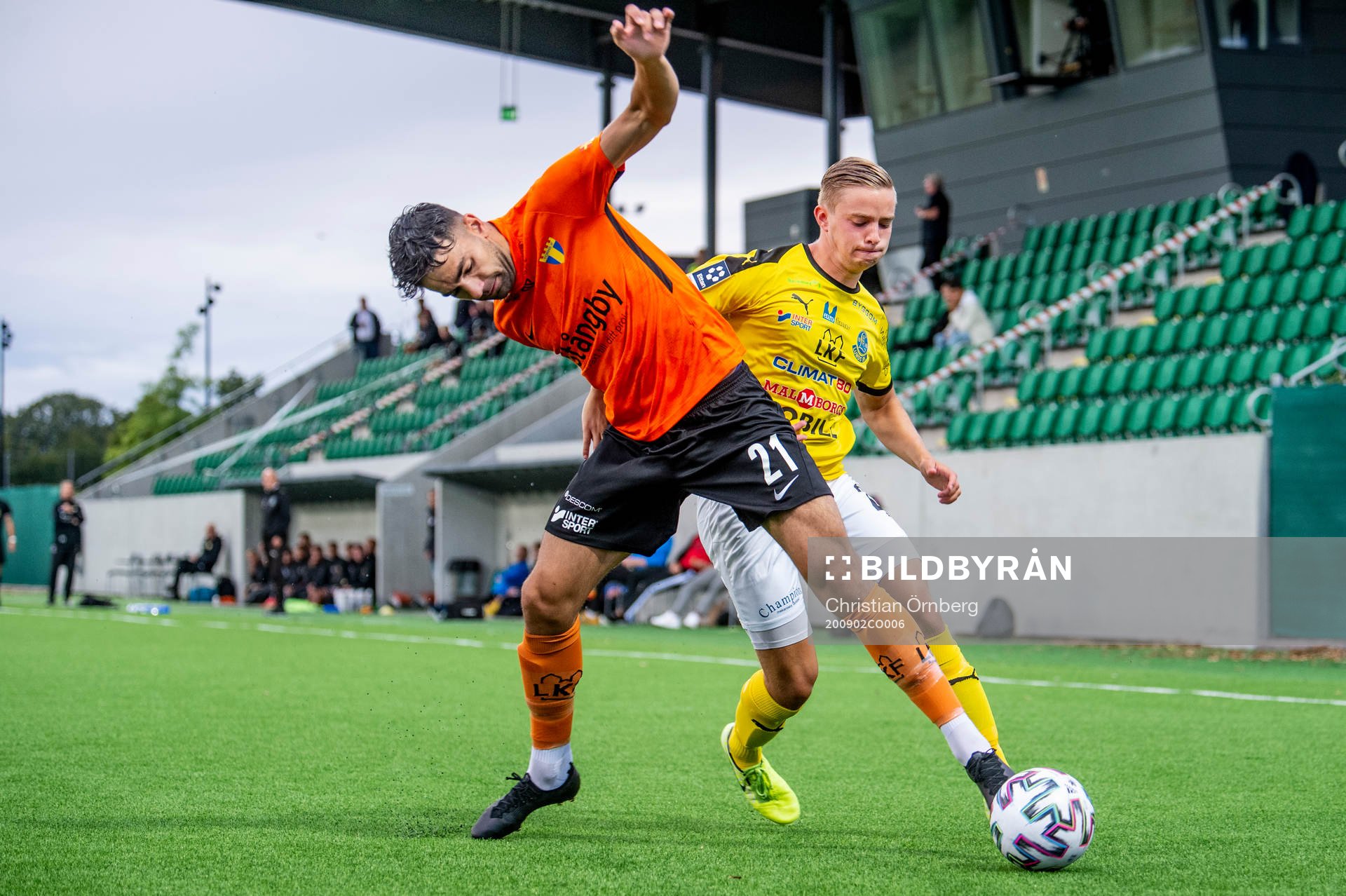 Torns Noor Zadran mot Lunds Stefan Arnshed