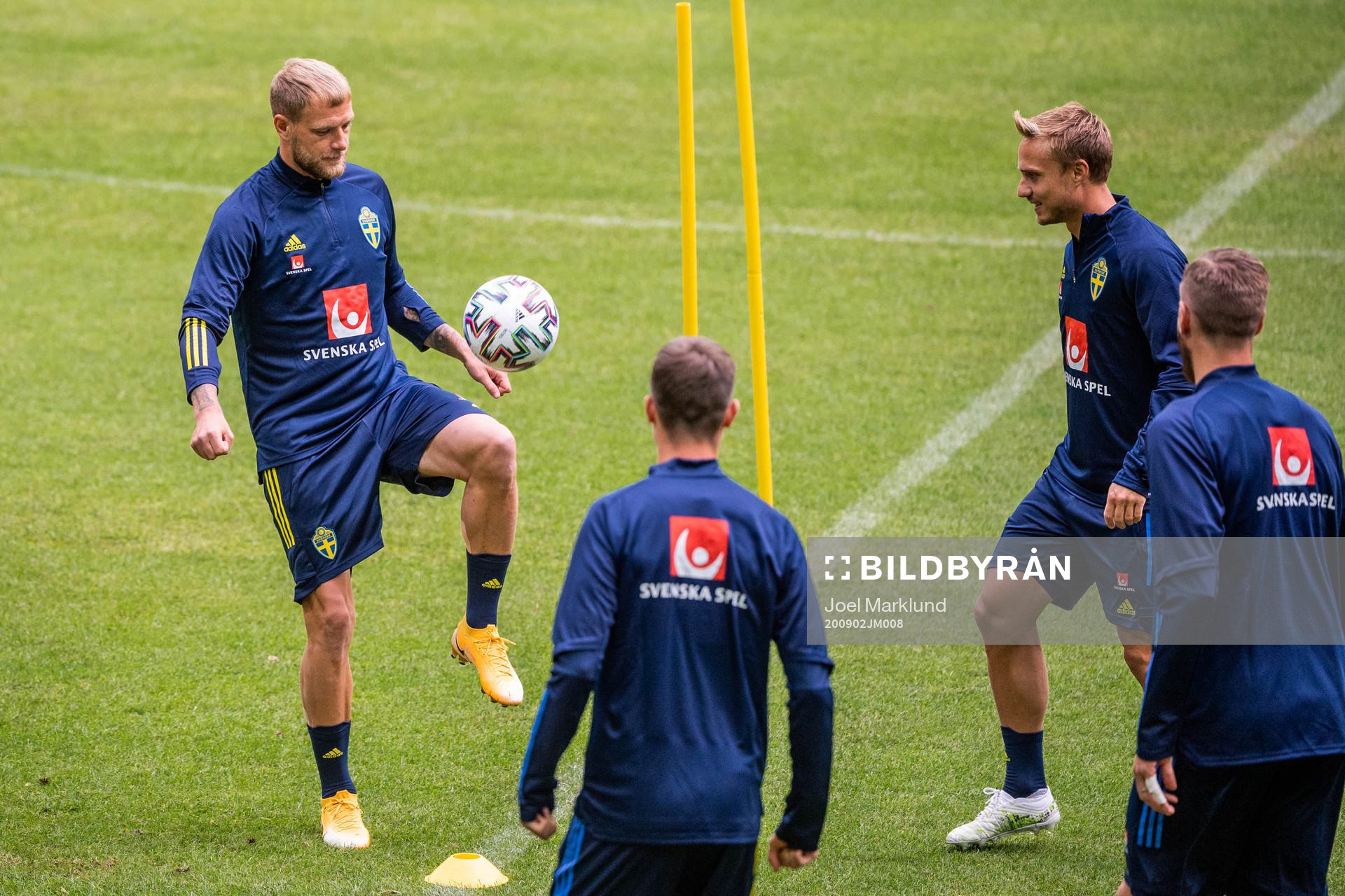 John Guidetti and Pierre Bengtsson of the Swedish national
