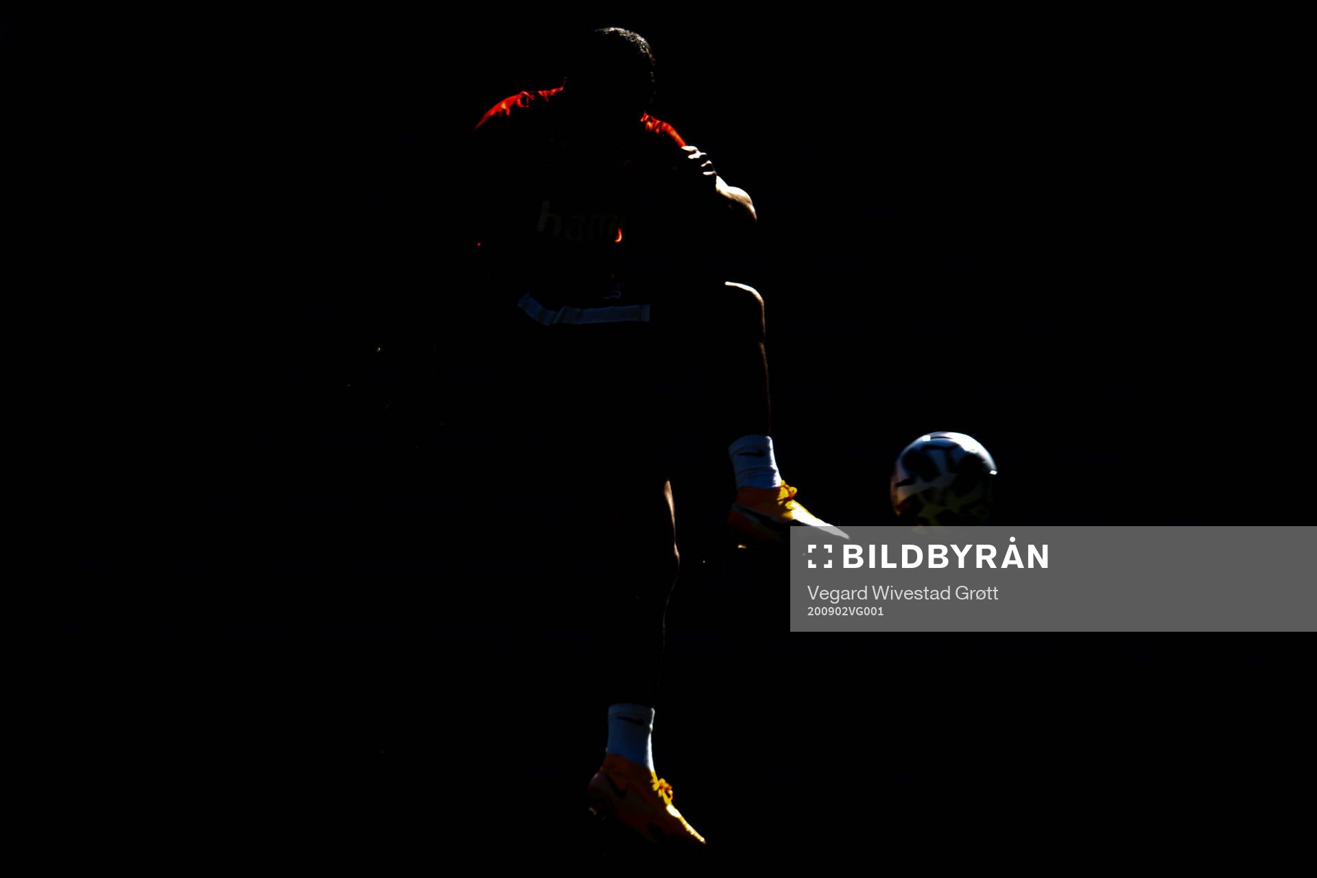Mohamed «Moi» Elyounoussi of the Norwegian national