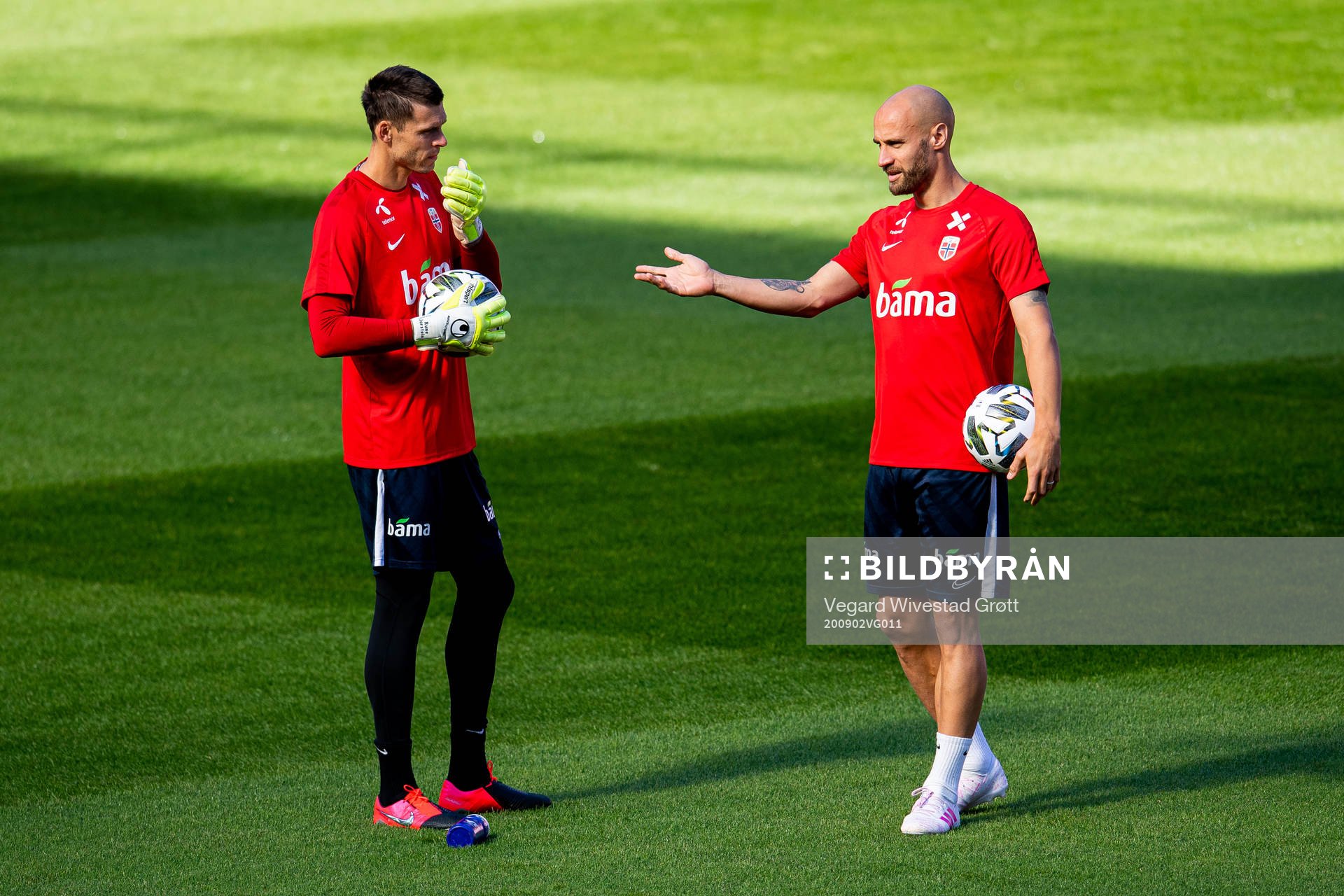 Goalkeeper Rune Almenning Jarstein and Tore Reginiussen of