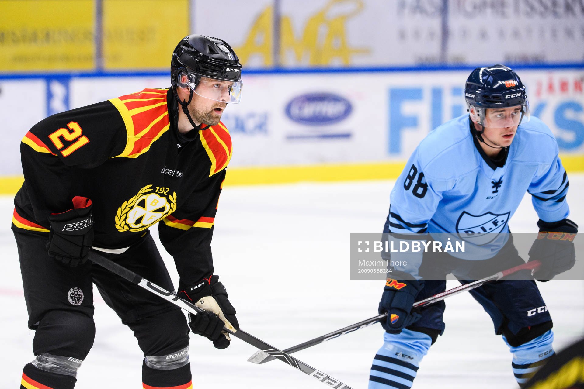 Brynäs Patrik Berglund och Djurgårdens Alexander Holtz