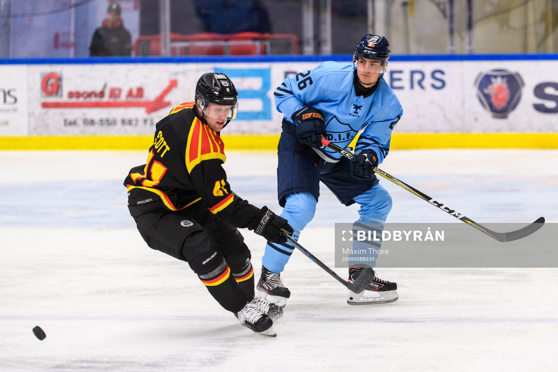Brynäs Greg Scott och Djurgårdens Alex Brännstam