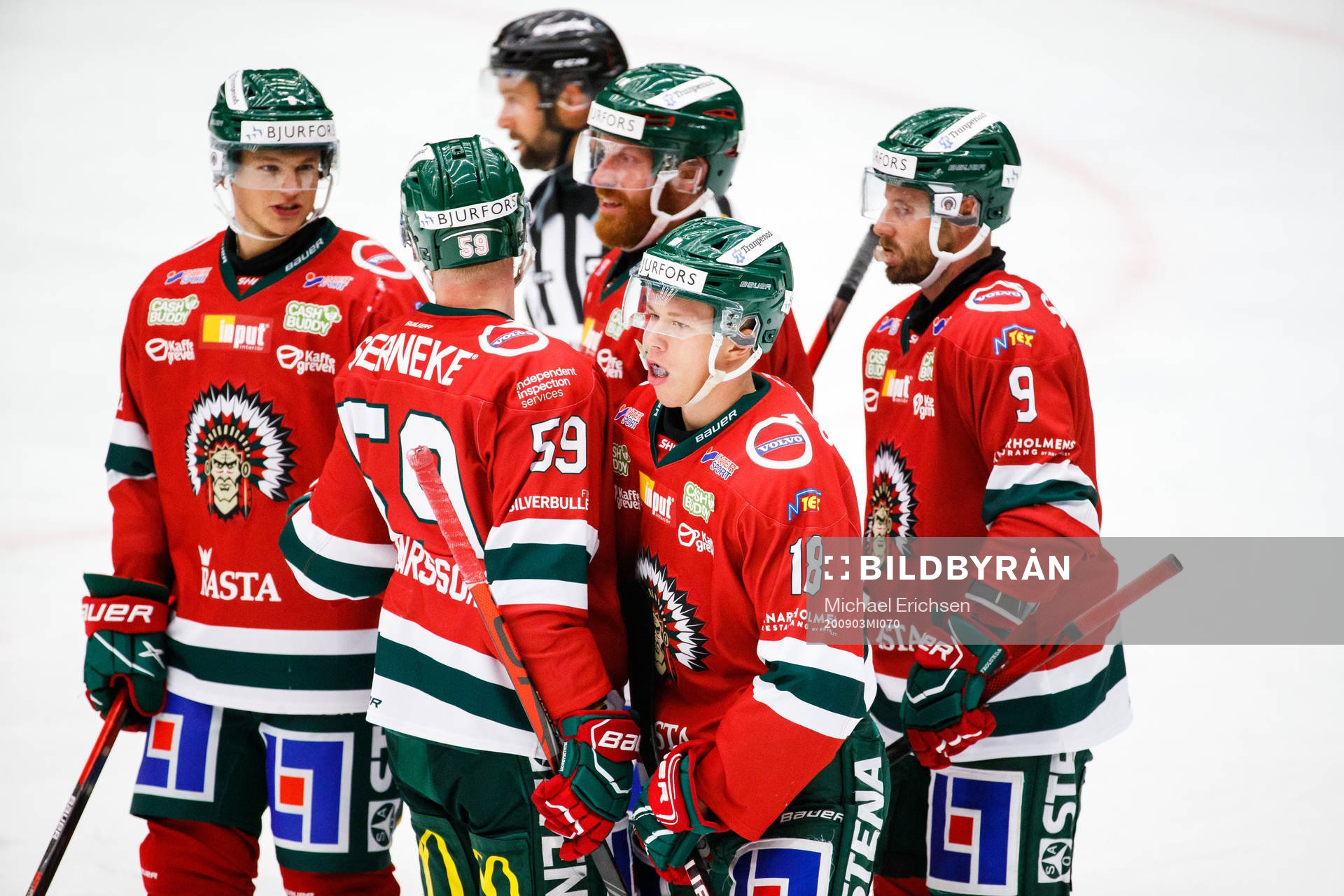 Frölundas Lucas Raymond jublar