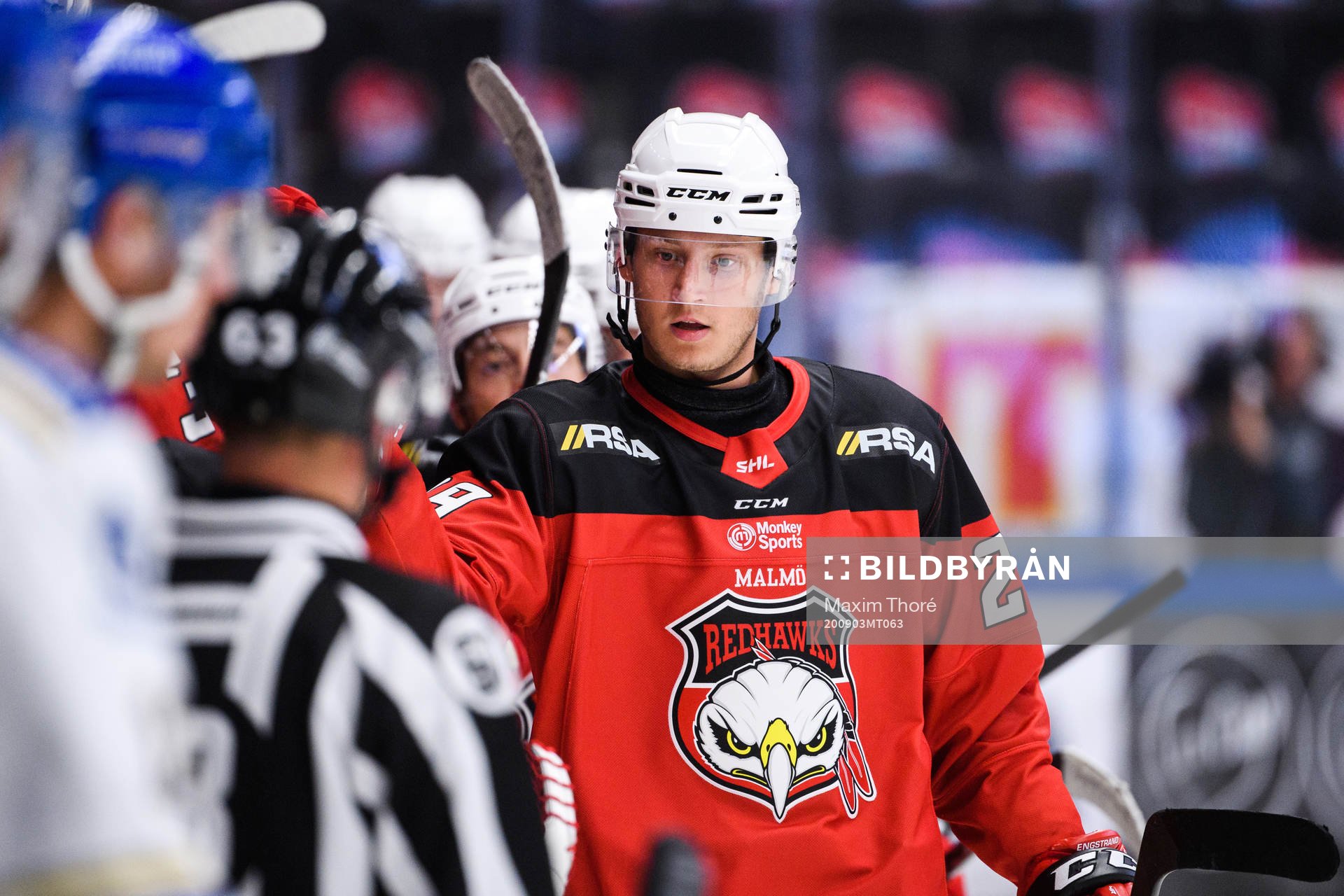 Malmö Redhawks Eric Engstrand jublar