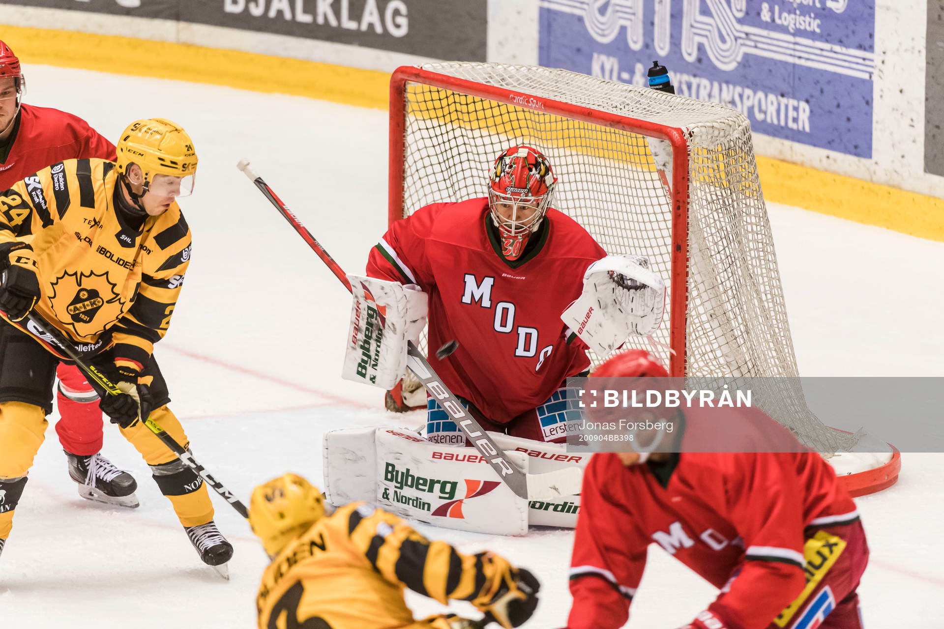 Modos målvakt Anthony Peters