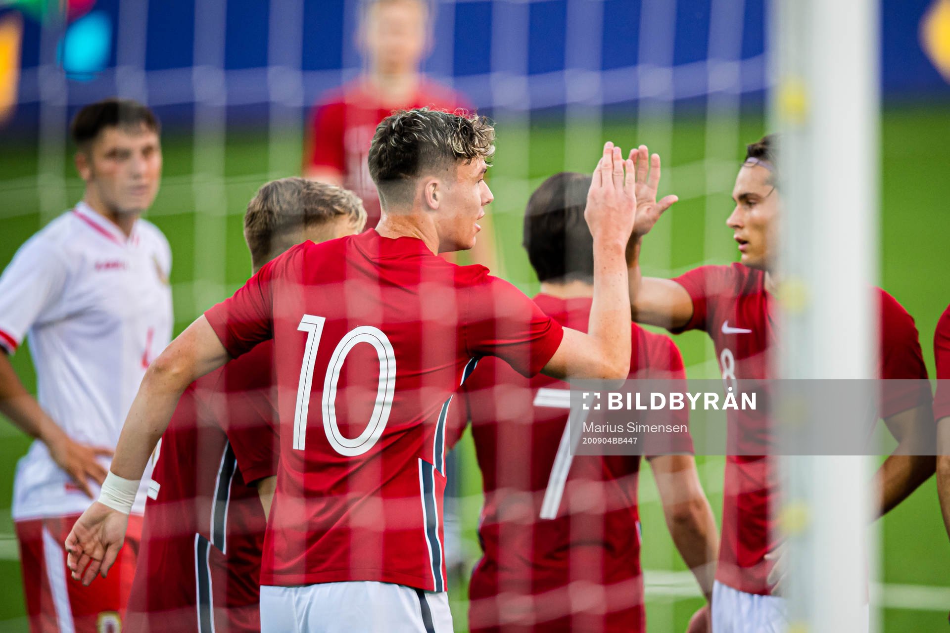 Jørgen Strand Larsen of Norway celebrates
