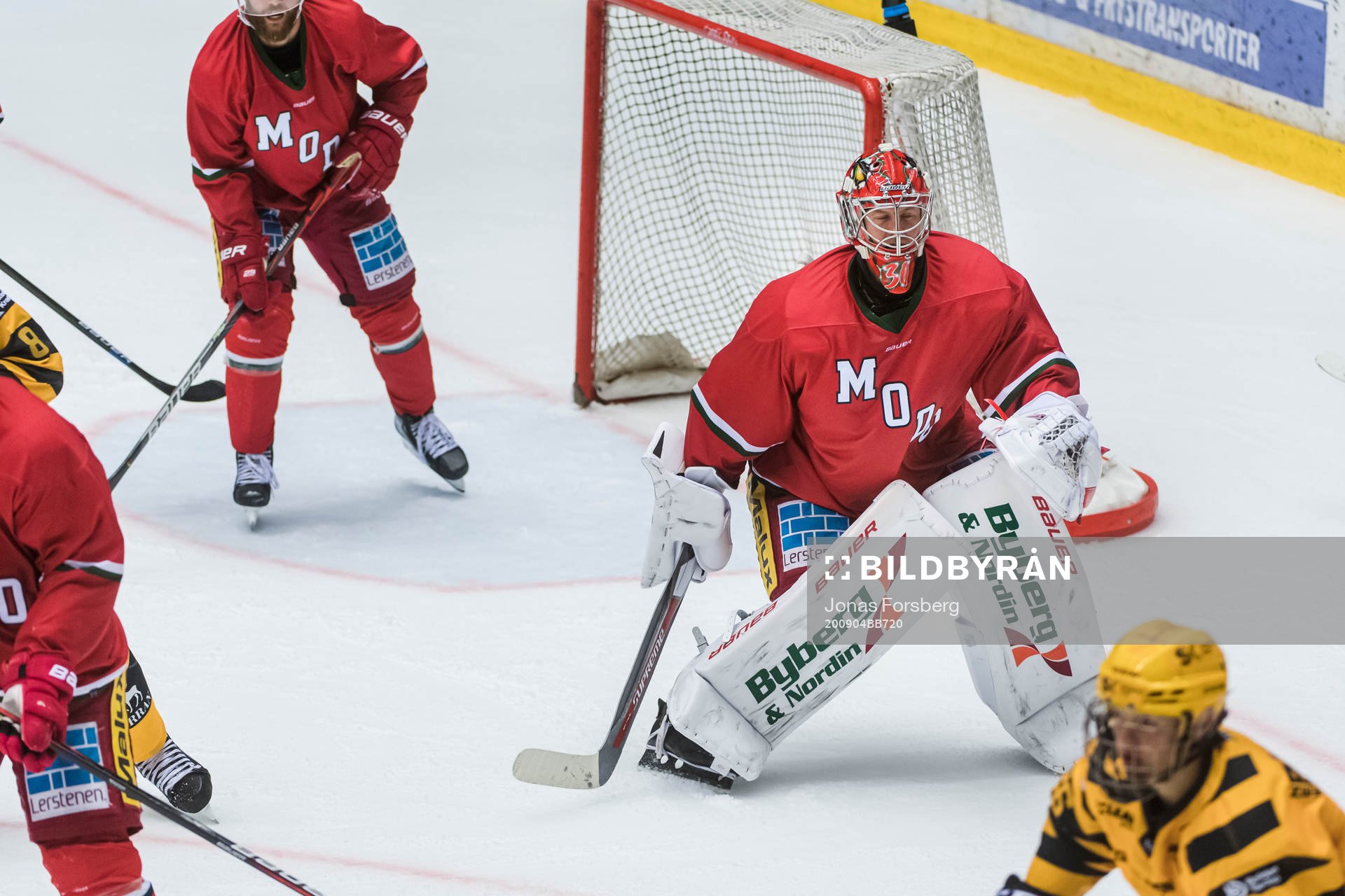 Modos målvakt Anthony Peters